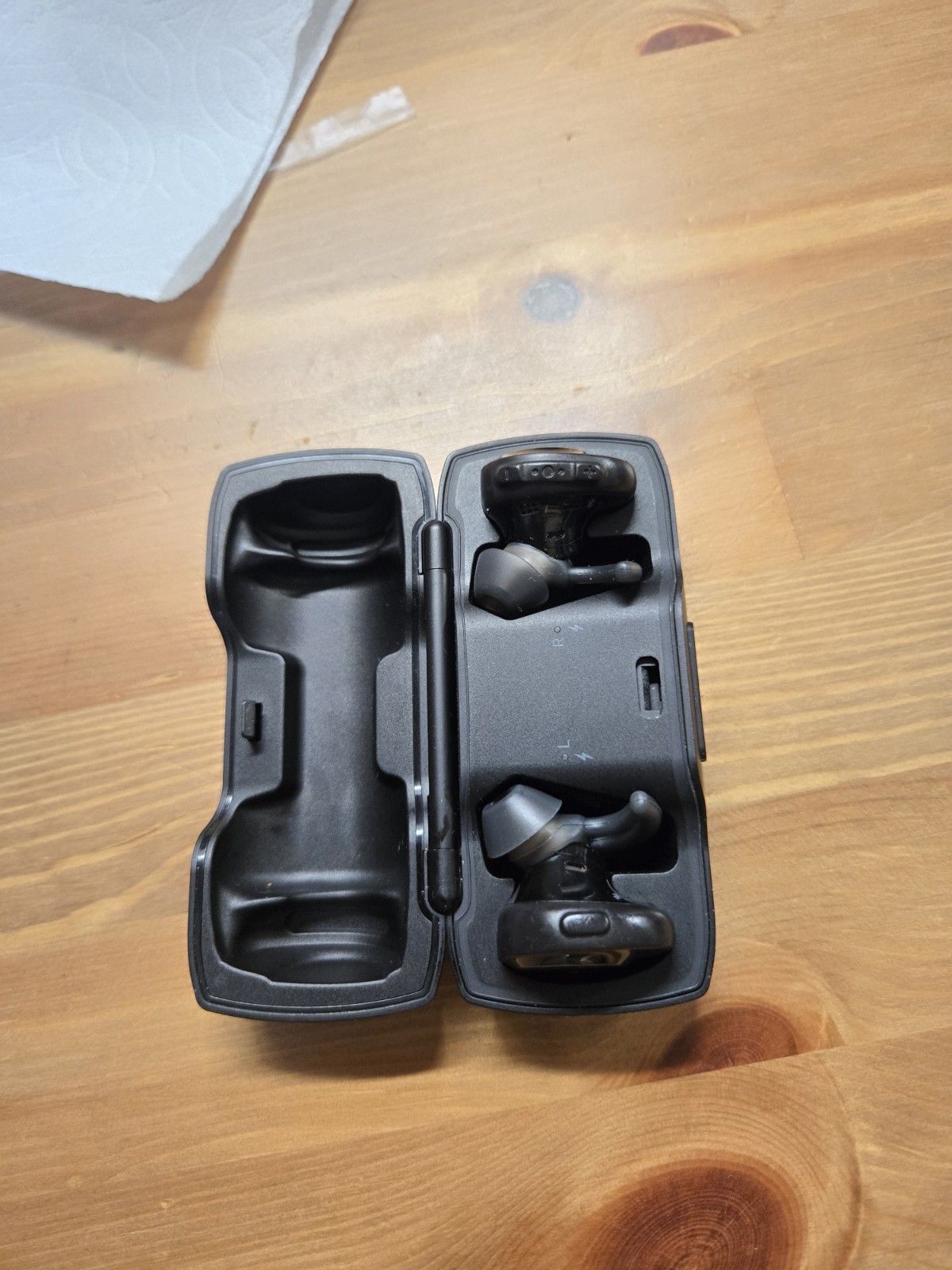 Bose SoundSport Free In-Ear Noise Cancelling Bluetooth Earbuds Black