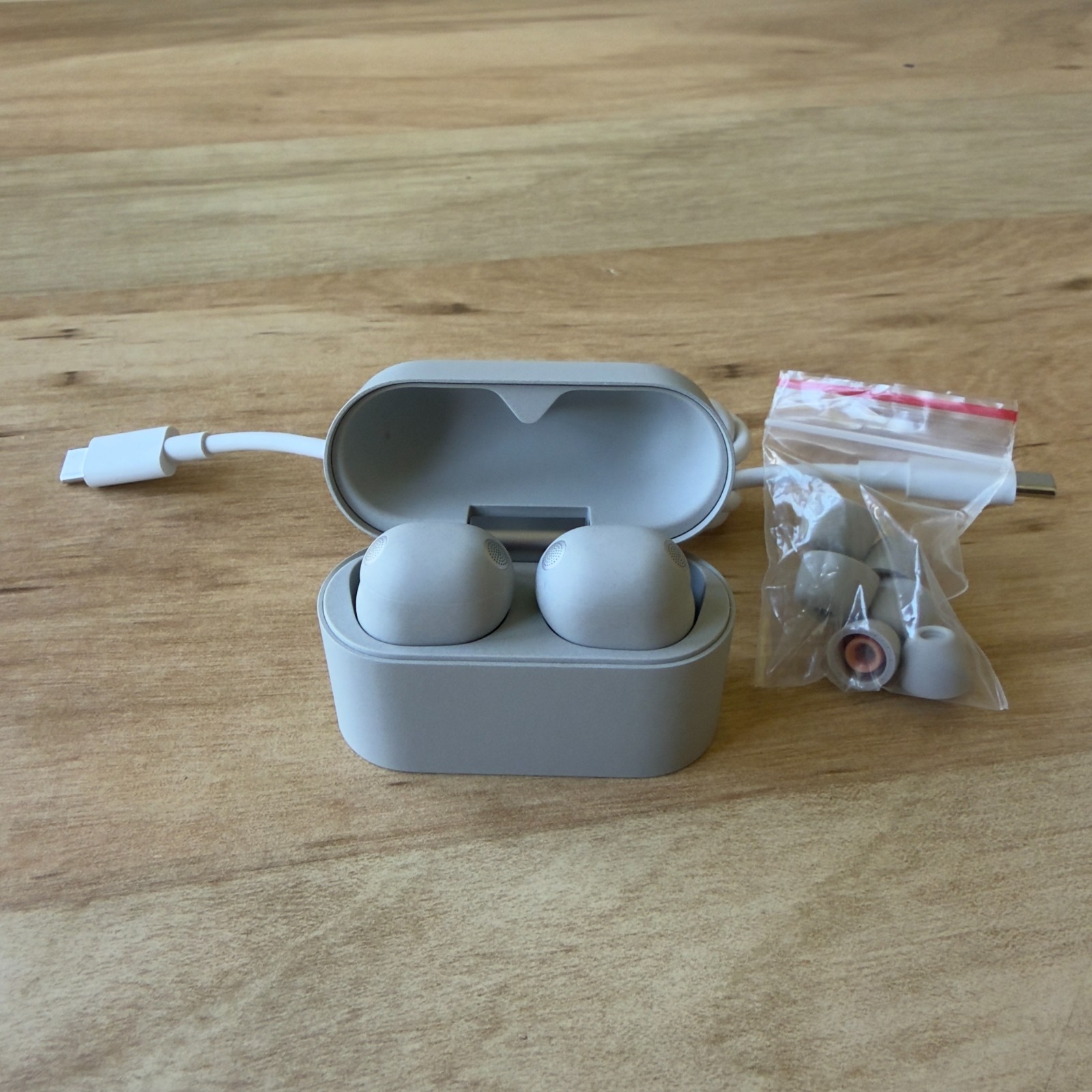 SONY WF-1000XM6 Truly Wireless Noise Cancelling Earbuds – Platinum Silver
