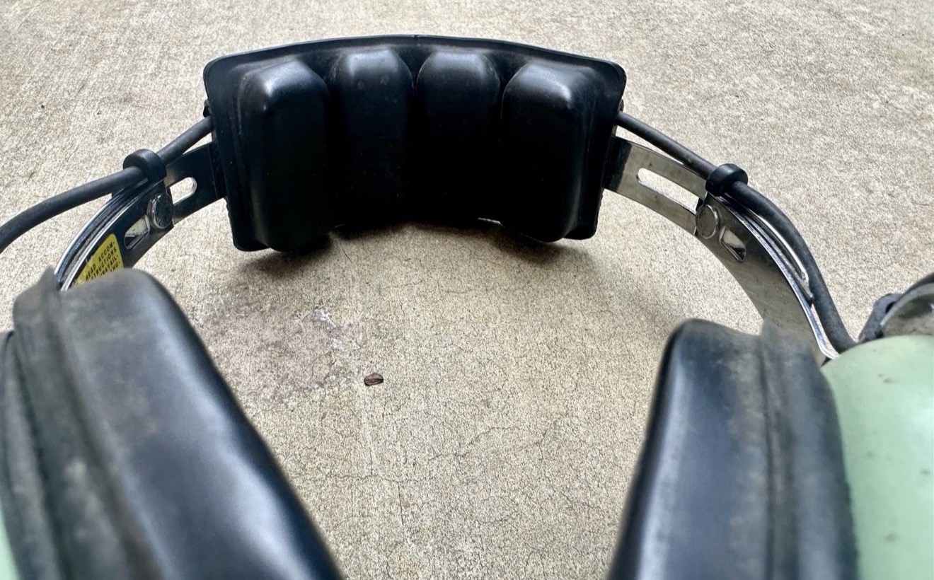 David & Clarke Headphones 12416G-23