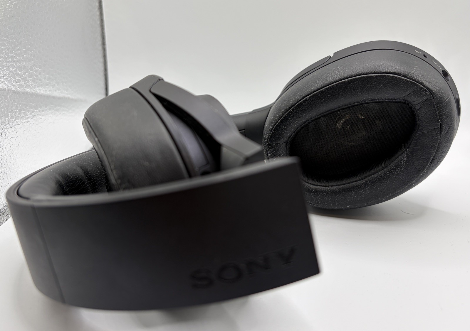 SONY hear.On MDR-100ABN Wireless Noise Cancelling Headphones, Carrying Case