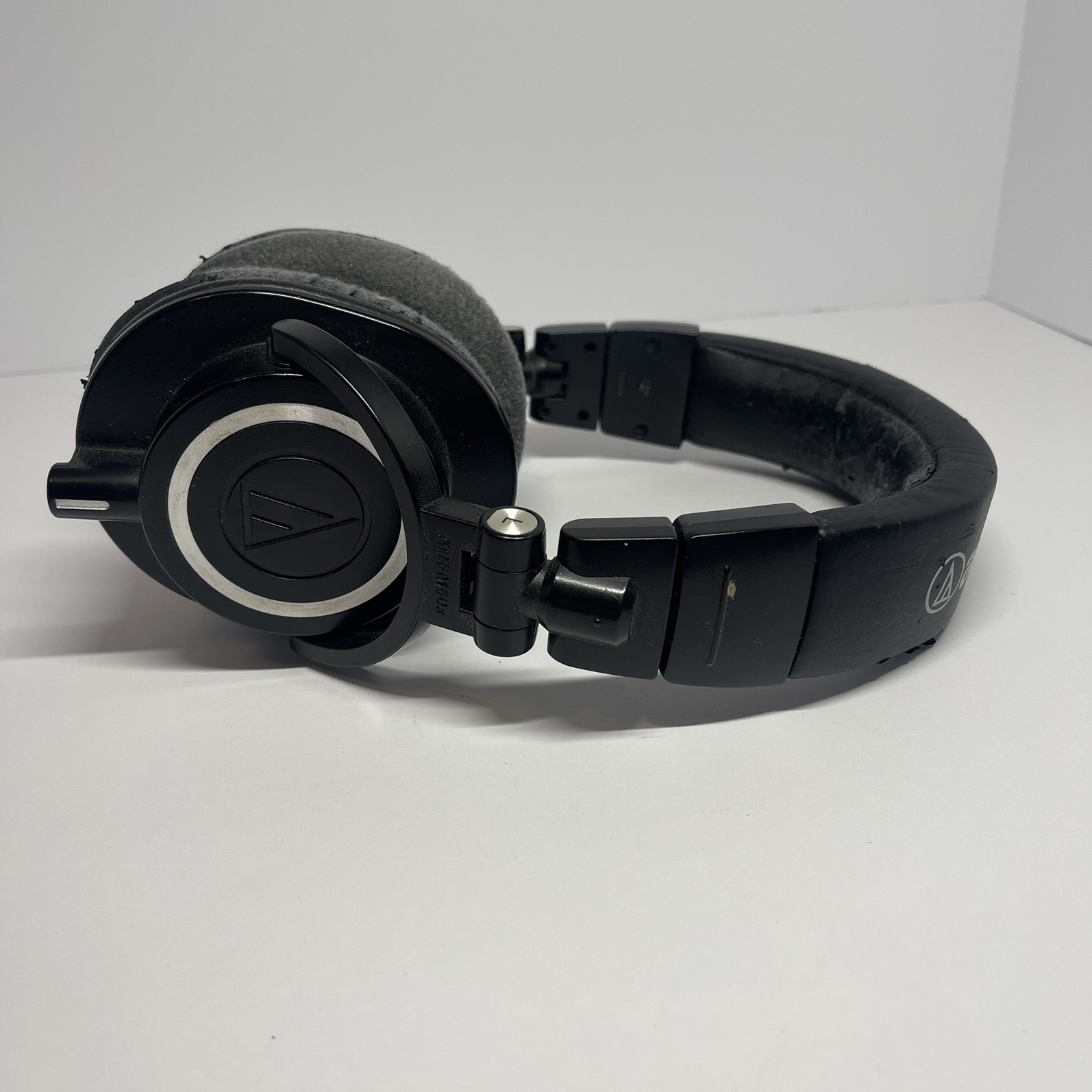 Audio Technica ATH-M50X black for PARTS / REPAIR