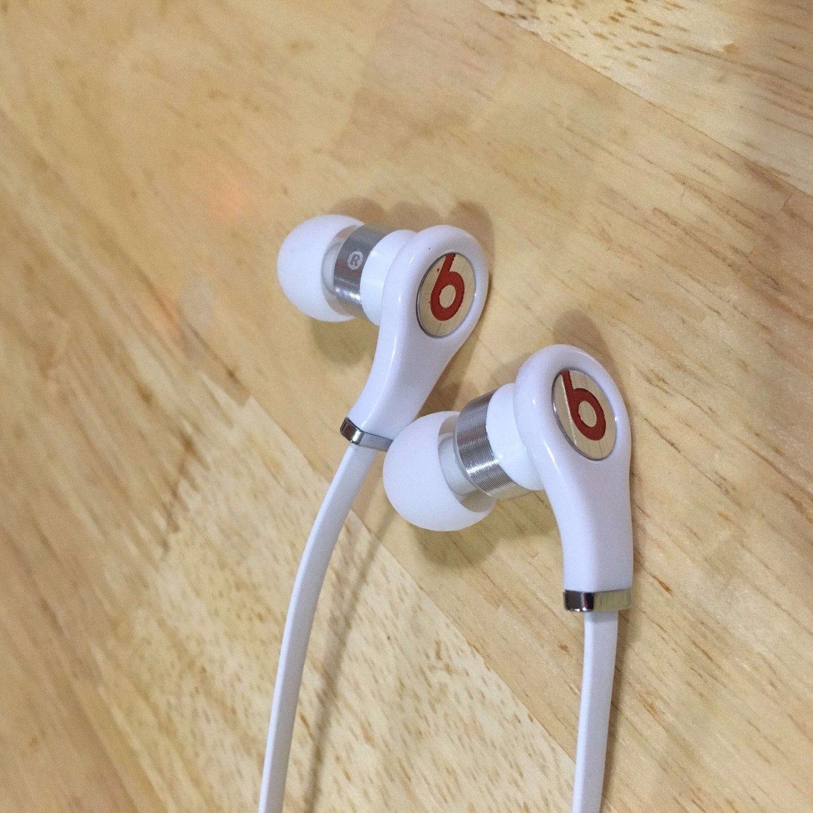 Beats by Dr. Dre Tour In-Ear Headphones with Remote & Mic for iPhone5/6/White