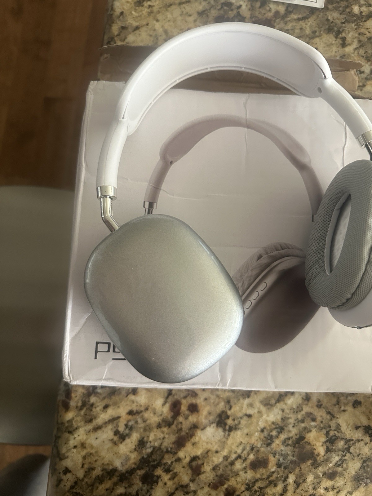 p9 pro max headphones Silver Chrome