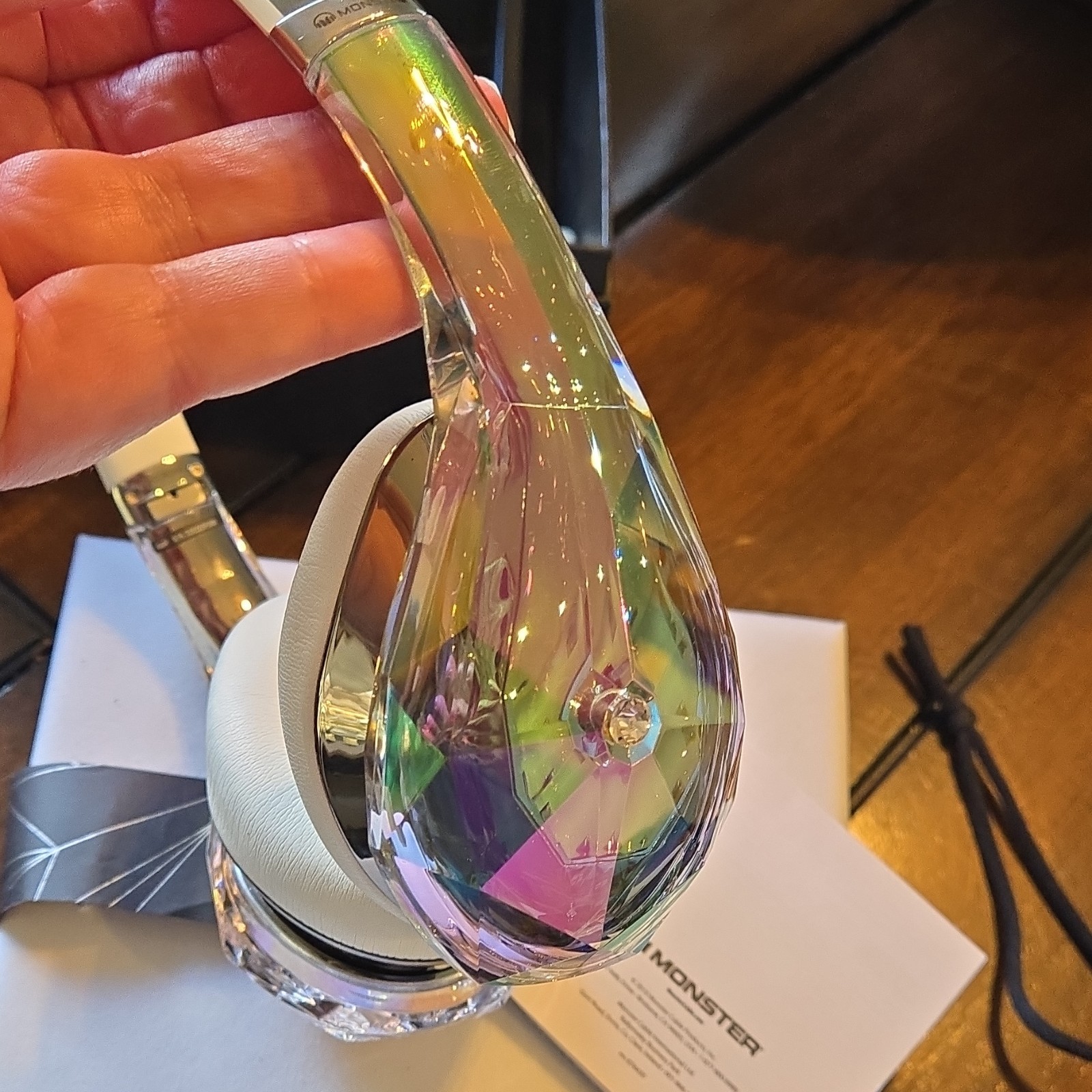 Monster Diamond Tears Edge Headphones White Multicolor 3.5mm Over-Ear