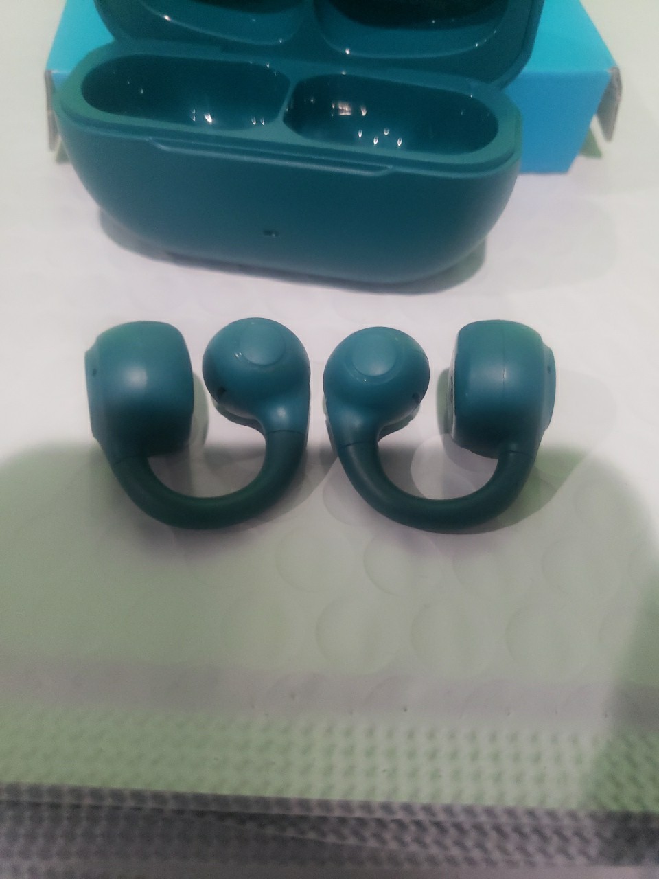 JLab Flex Open Earbuds Clip-on Cuff Design Wireless Bluetooth Multipoint – Teal