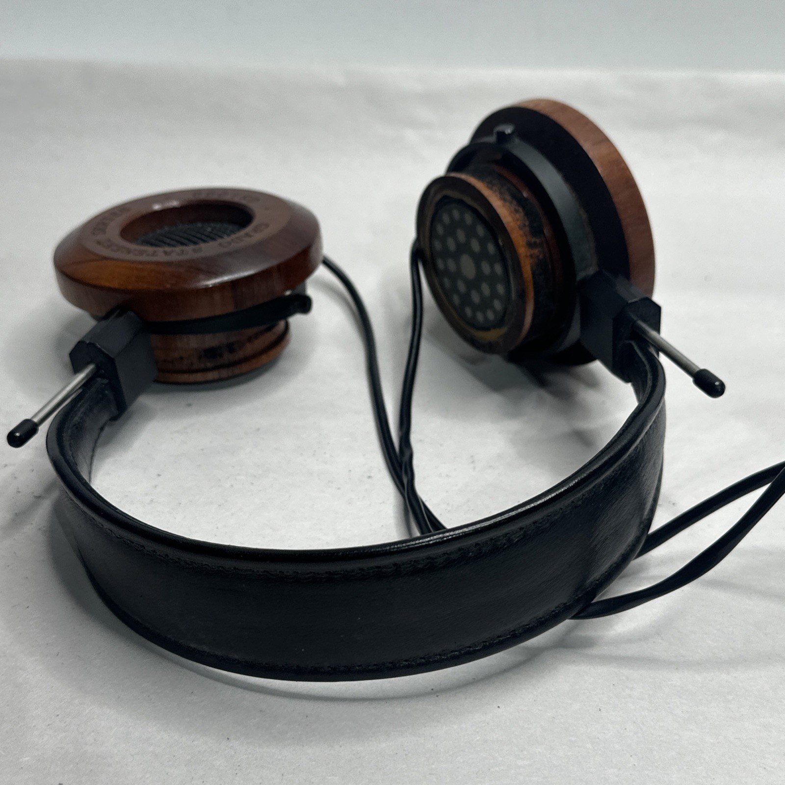 Grado GS1000 Statement Series Headphones Working Needs Ear Pads