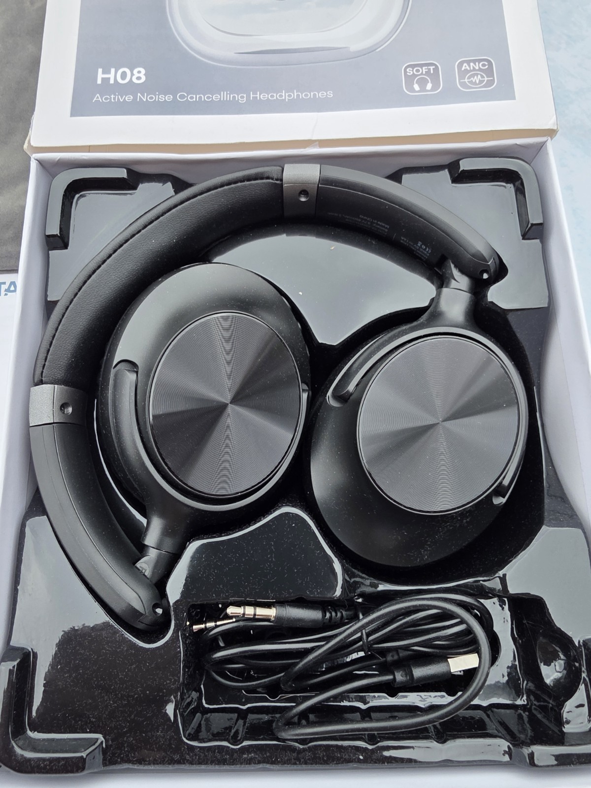 TAGRY H08 Noise Cancelling Headphones, 40mm Driver, Fast Charge, White