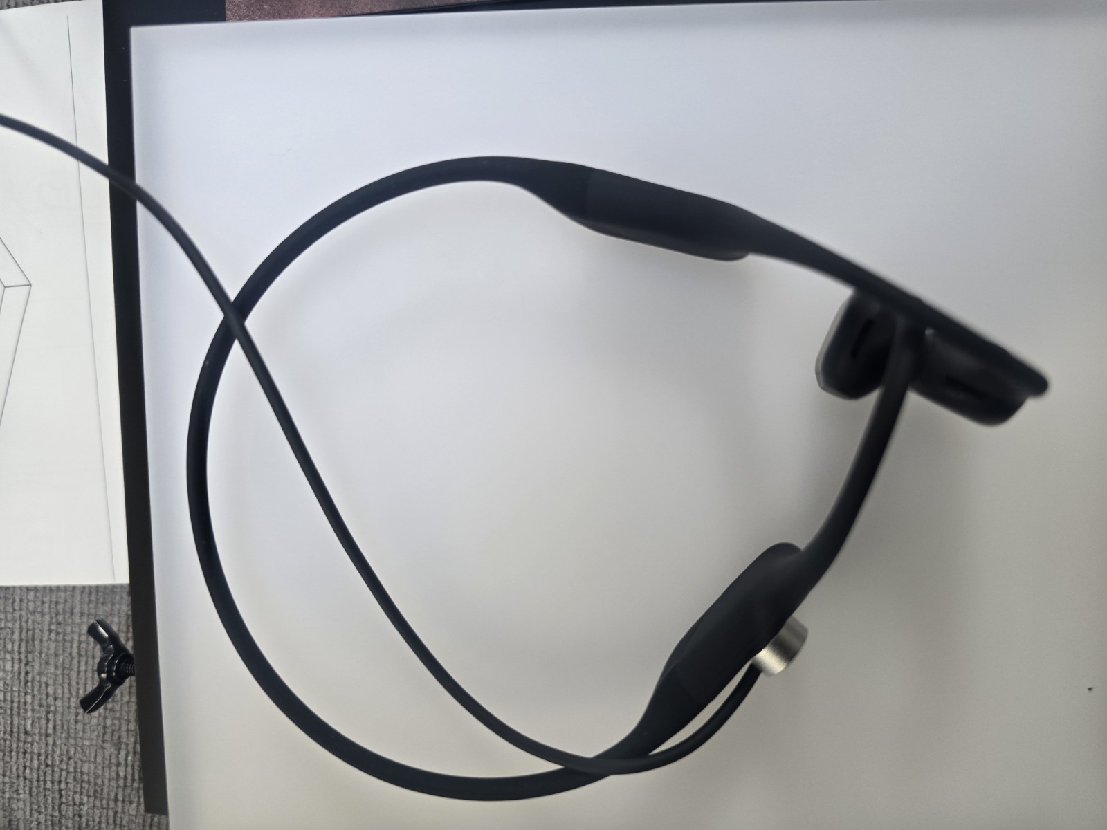 Shokz Countertop Display Unit – OpenRun Pro B-S810-BK-POP-SZ