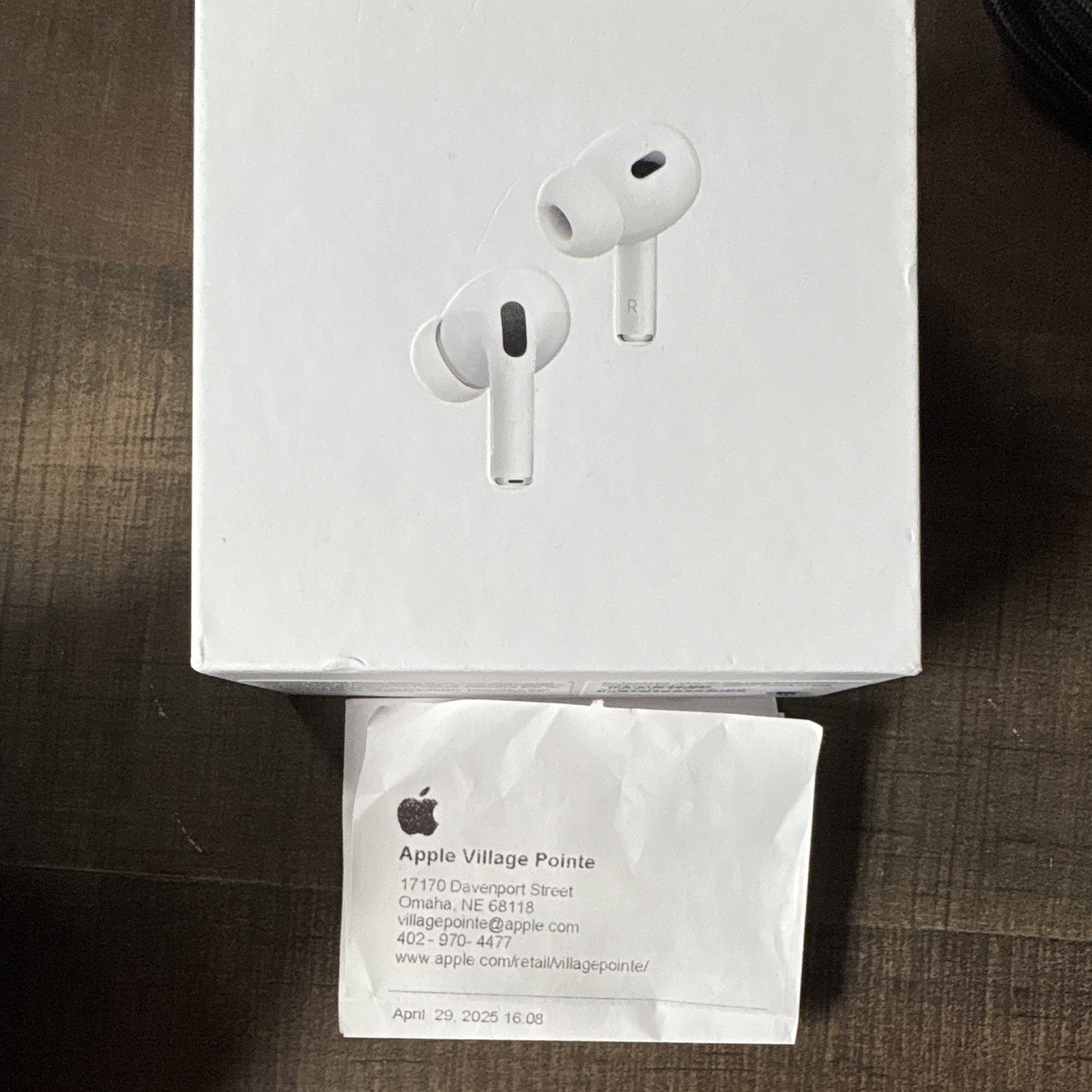 Apple AirPods Pro 2nd Gen White ANC In-Ear Bluetooth, MagSafe USB-C Case