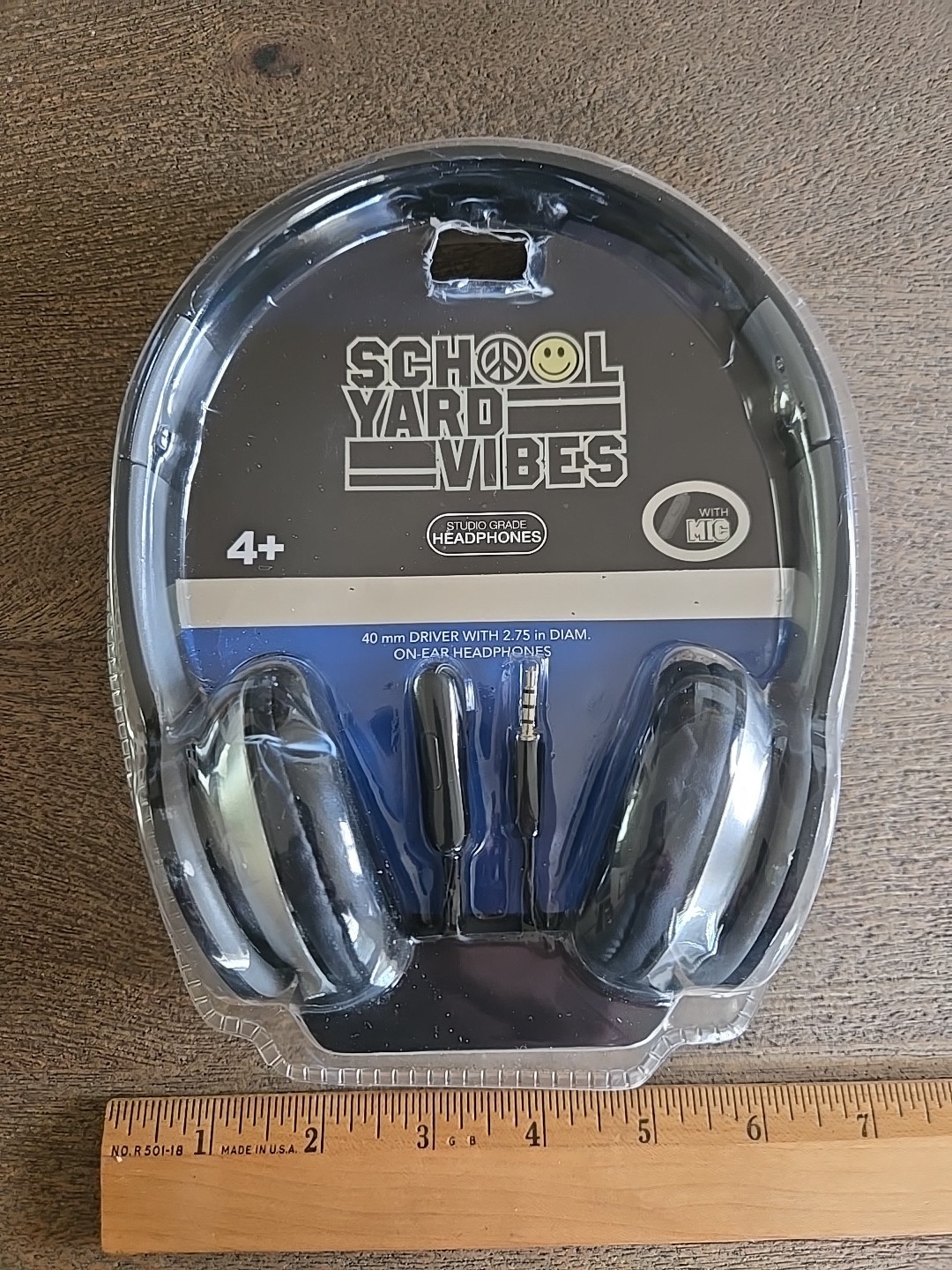 School Yard Vibes HeadPhones Black NEW See All Pics And Description