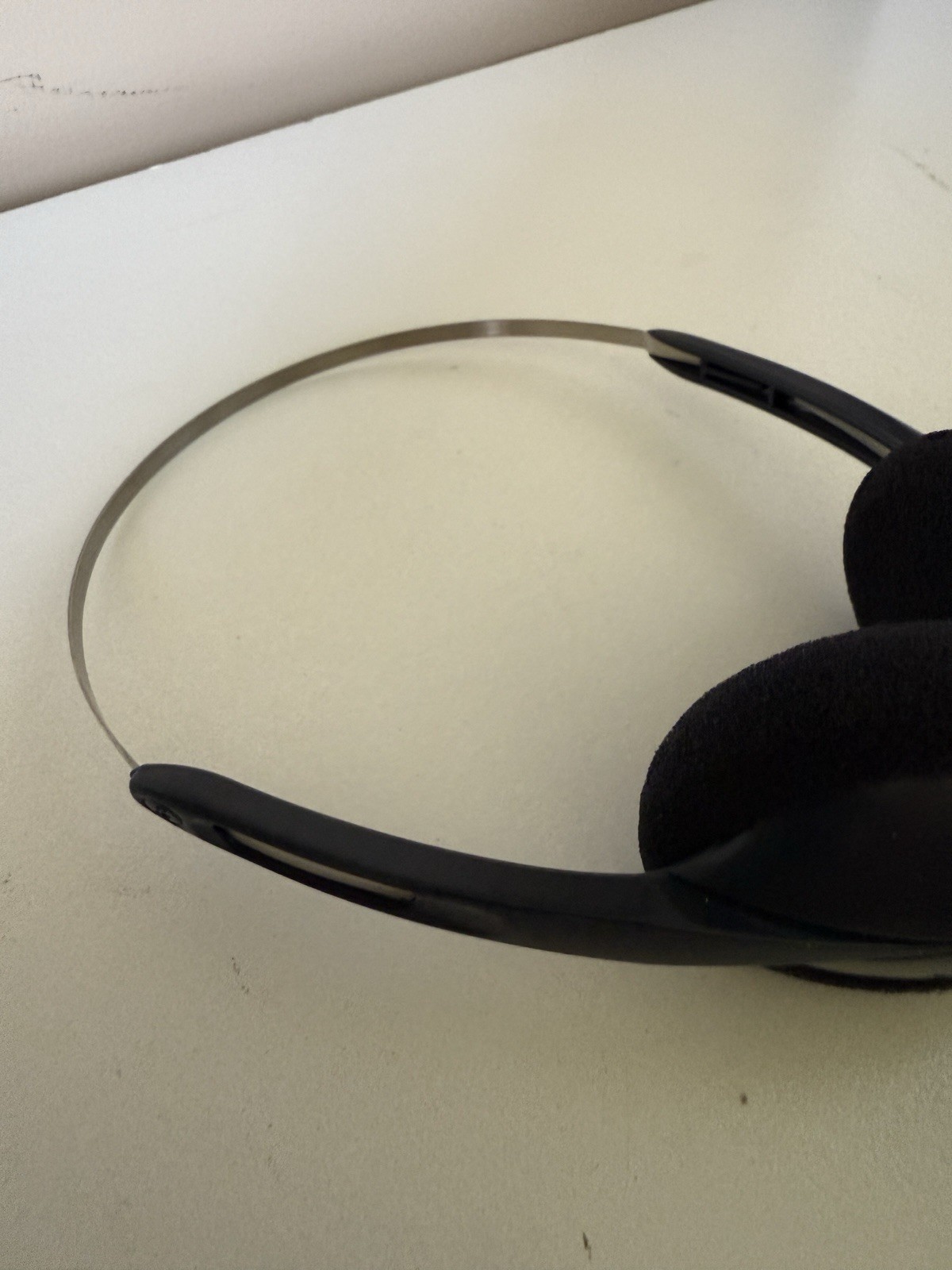 Coby Slimline Design Stereo Ear Pad Adjustable Headband Headphones TESTED