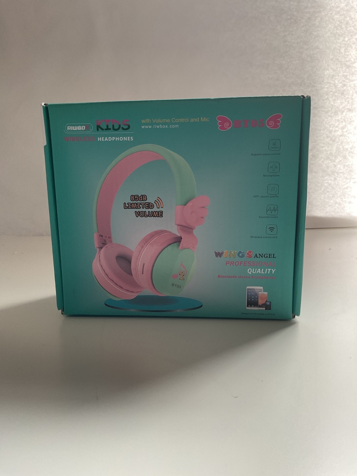 RIWBOX BT05 Kids Bluetooth Headphones, Wireless Over ear for iPad/phone/tablet