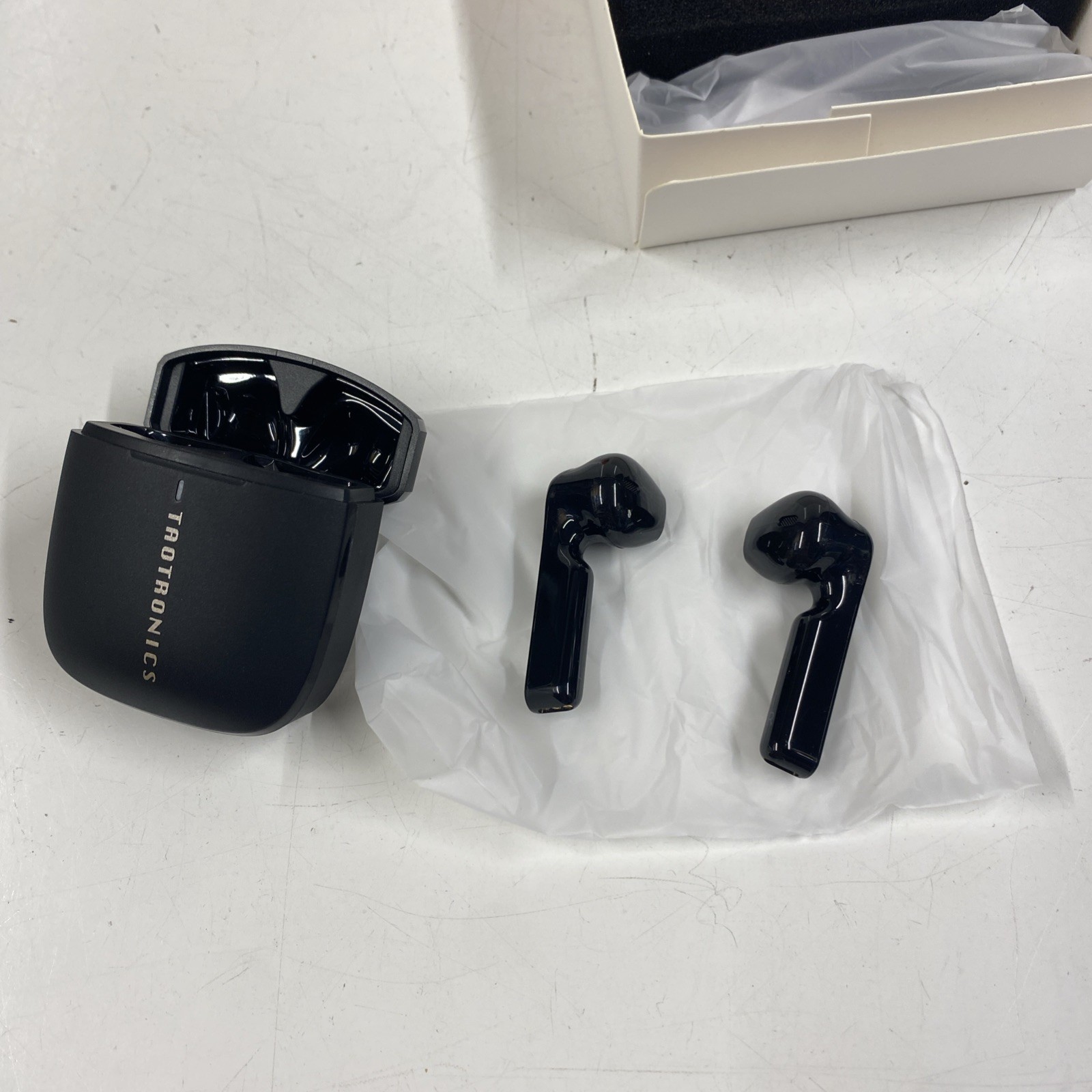 Taotronics SOUNDLIBERTY 92 Bluetooth True Wireless Earbuds with Charging Case