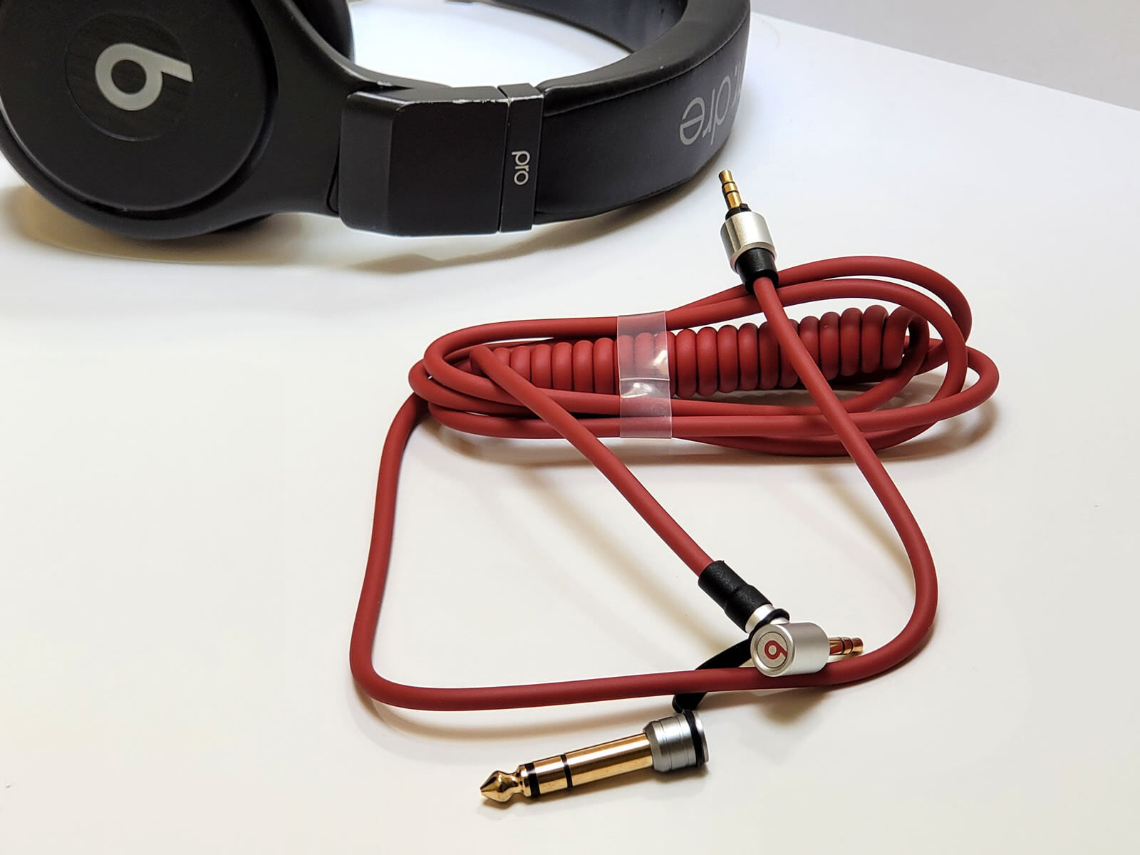 Red Coiled Audio Cable w/Locking for BEATS PRO / DETOX Professional Headphones