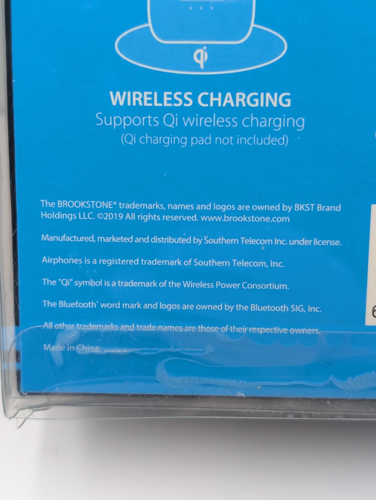 Brookstone Airphones True Wireless Earbuds With Qi Wireless Charging Case BKH600