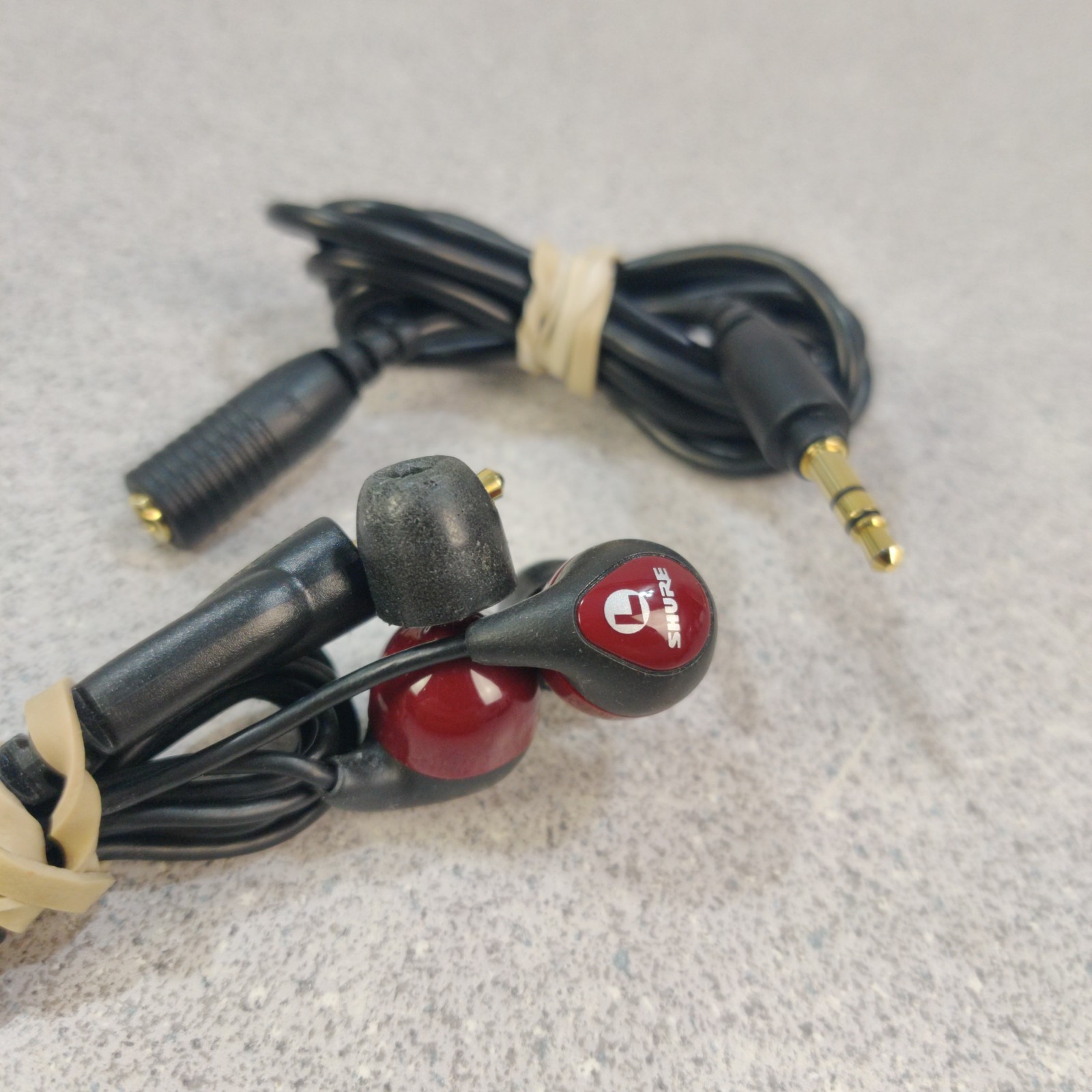 TESTED (Red) Shure SE115 In-Ear Headphones Buds Dynamic MicroSpeaker Foam Tips