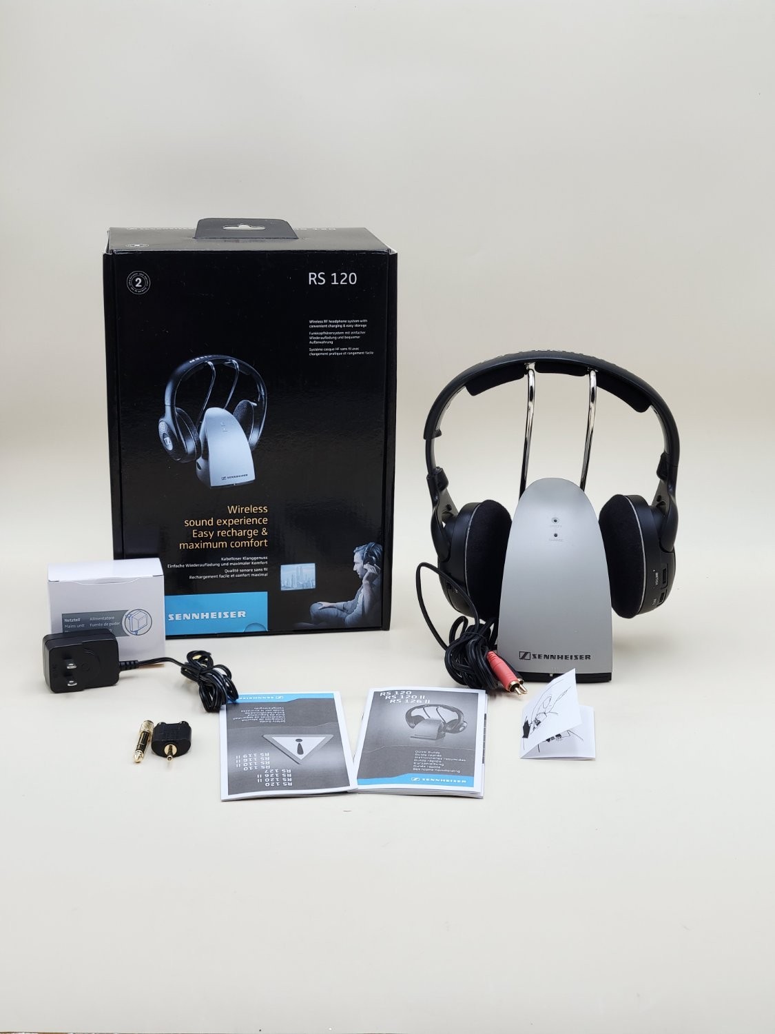 Sennheiser RS 120 Ear-Pad (On the Ear) Charging Cradle Transmitter Black