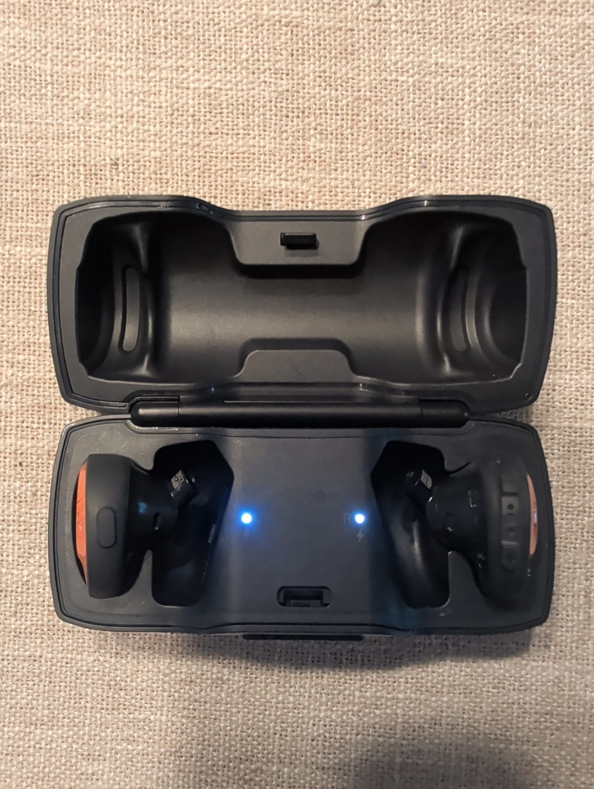 Bose SoundSport Free Wireless Earbuds Orange/Navy. Right Bud Works
