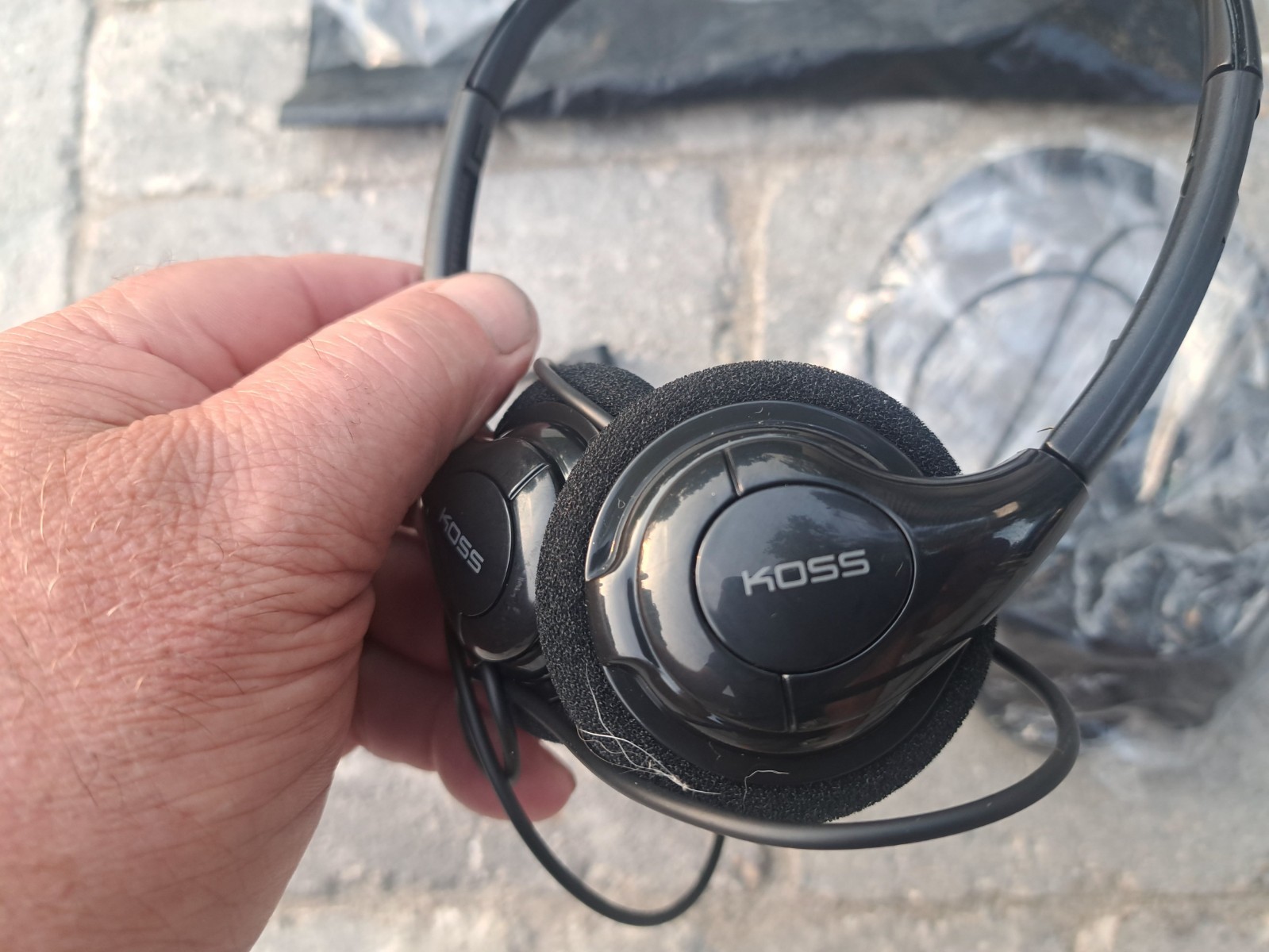 NEW KOSS GENERAL MOTORS BRANDED HP/6 HEADPHONES NIB – LOT OF 2 Piece Set NOS