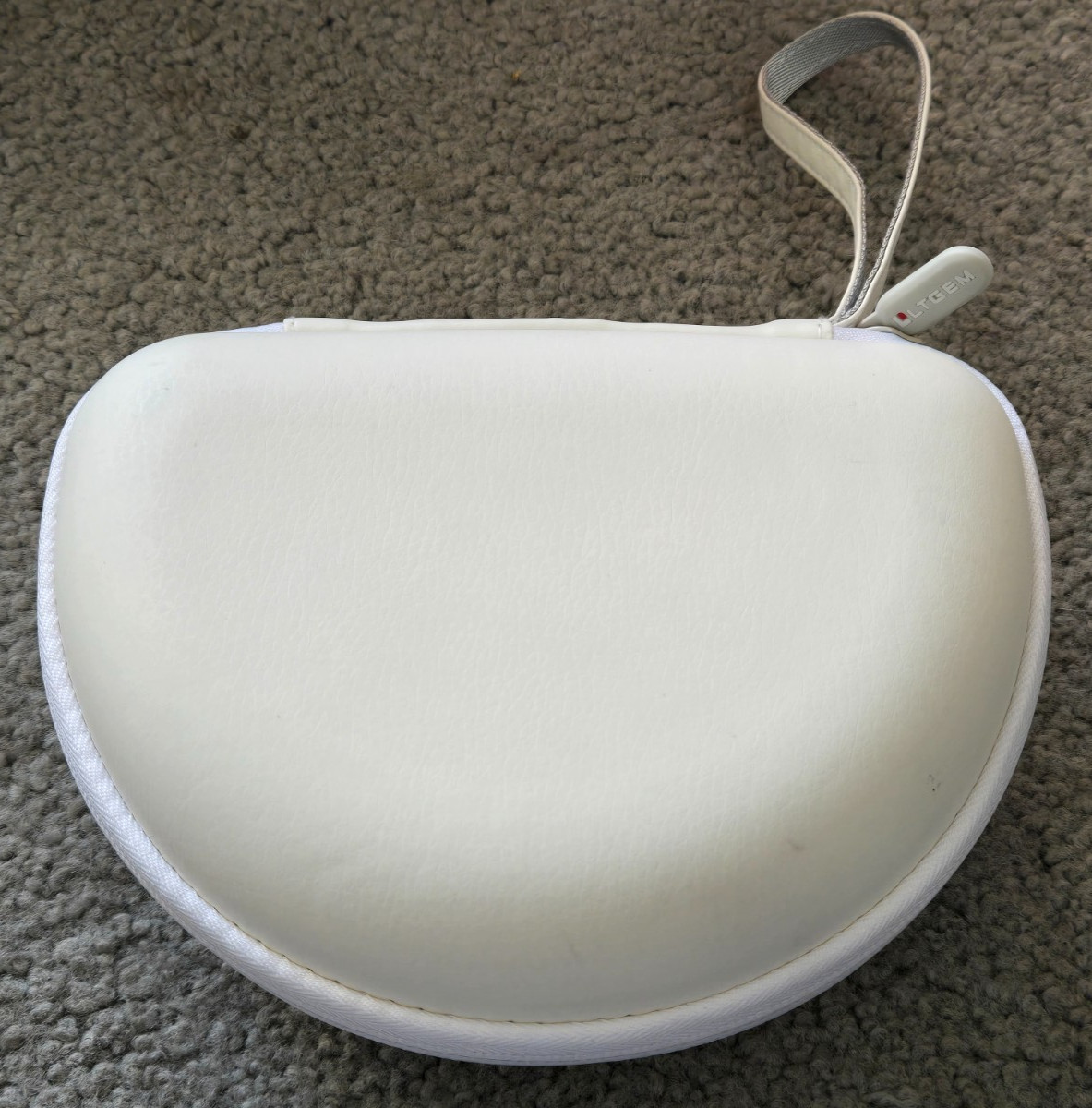 New No Packaging LTGEM Hard Headphones Case White ~7.5 x 6 x 3.5 inches