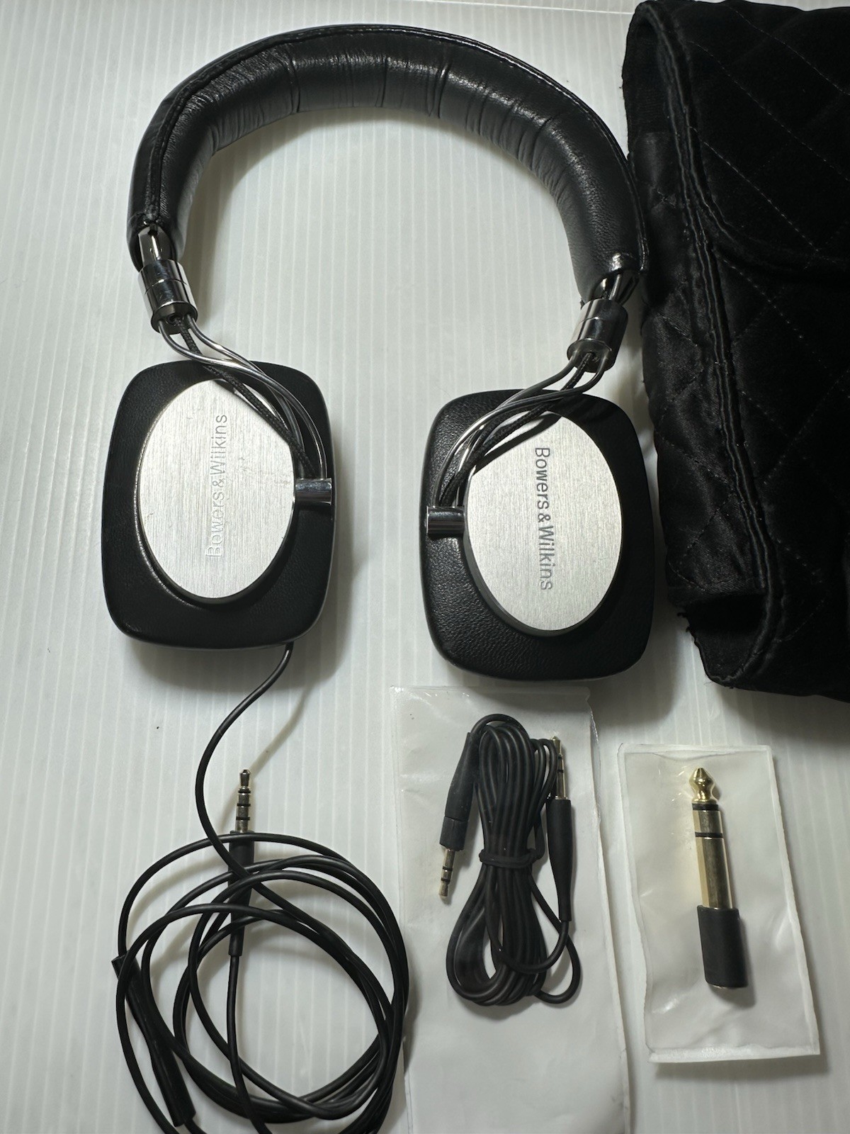 Bowers & Wilkins P5 Mobile Hi-Fi On-Ear Headphones – w/ Case & Cables
