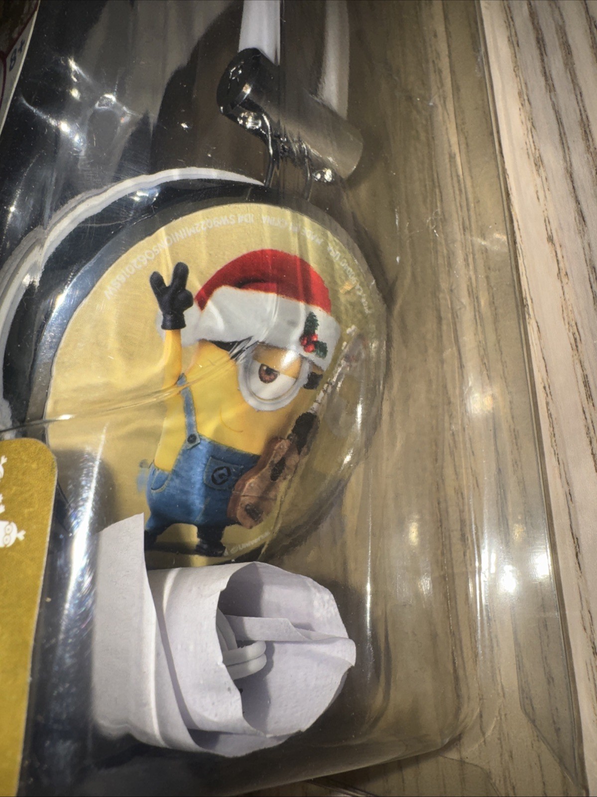 Despicable Me Minions Holiday Santa Headphones DJ Over Ear Stereo White Silver