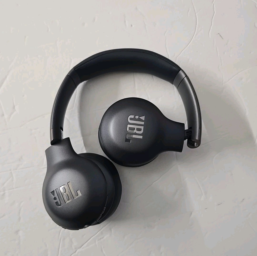 JBL Everest 310ga Wireless Headphones Grey/Black W/ Black Case, Google Assistant