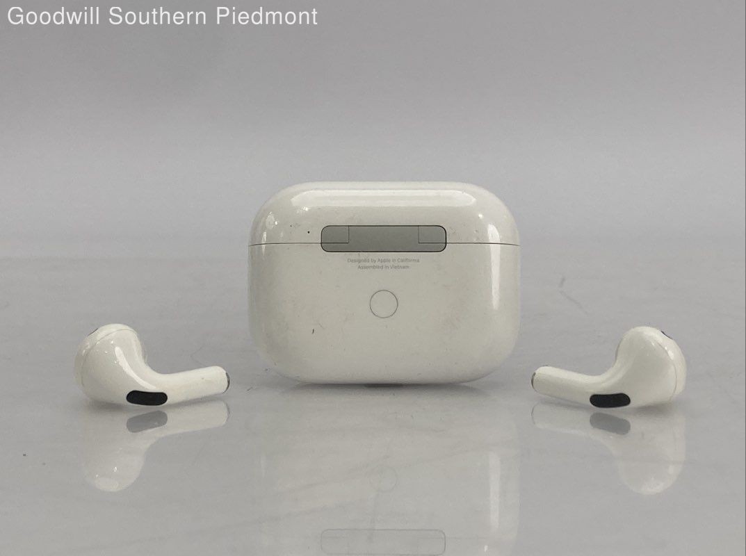 Apple AirPods Pro 1 Wireless Earbuds – Tested