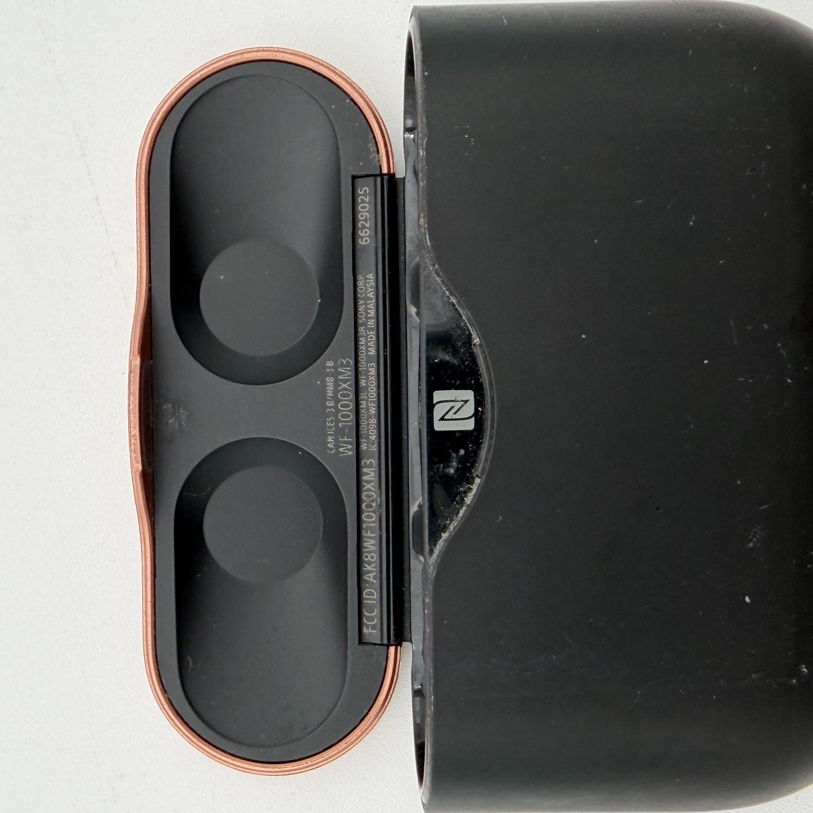Sony WF-1000XM3 Wireless Charging Case – No EarPods – Fair
