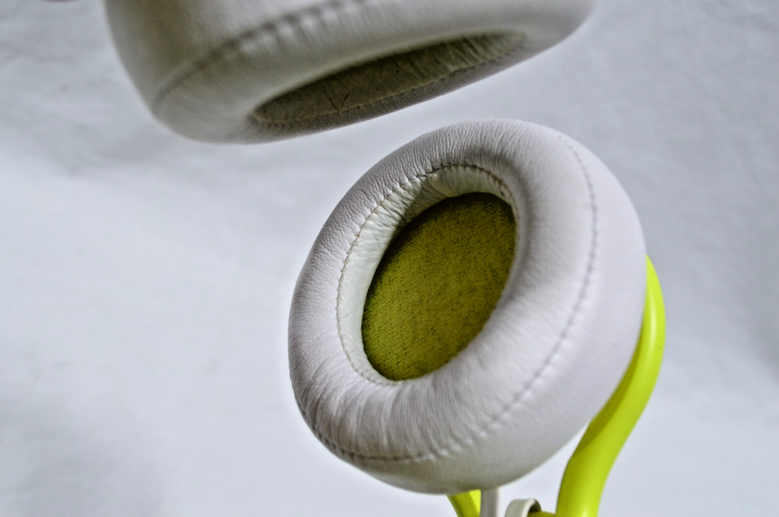 Beats ‘Mixr’ Wired Neon Green Limited Edition David Guetta DJ Headphones