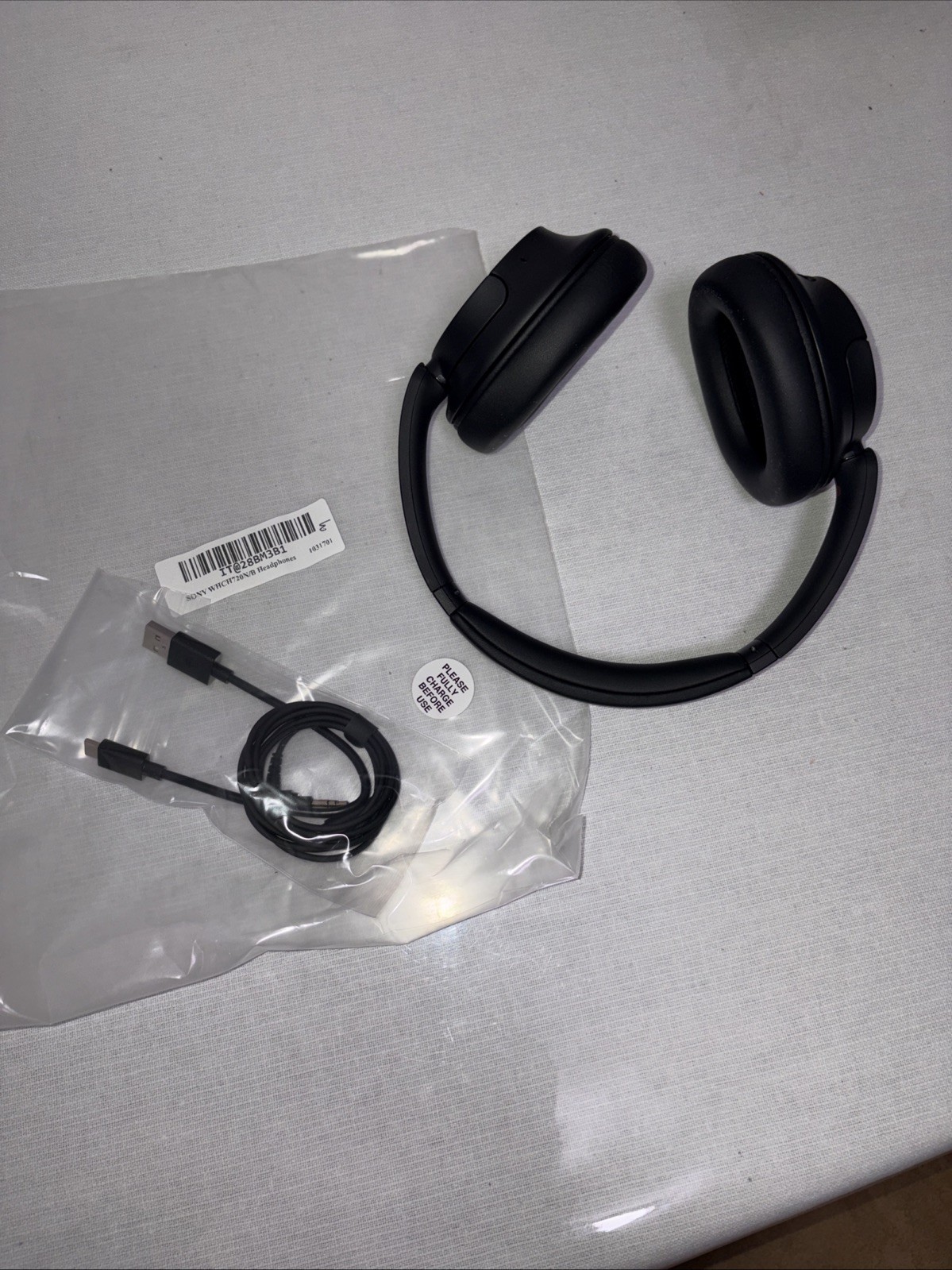 Sony WH-CH720N/B Wireless Noise-canceling Headphones – Black