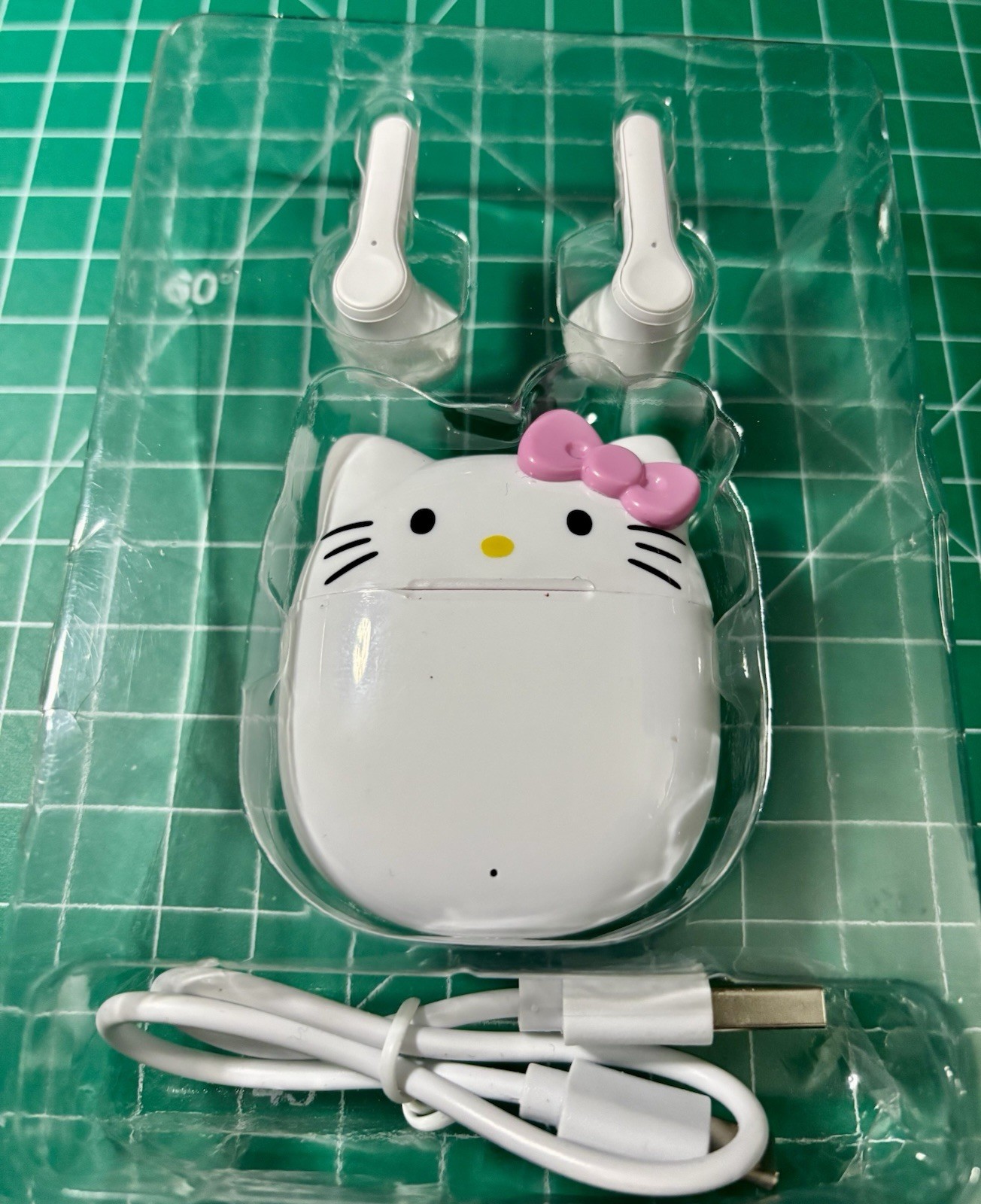 HELLO KITTY Bluetooth Wireless Earbuds USB-C Charging Case+Cord White Pink Bow🎀