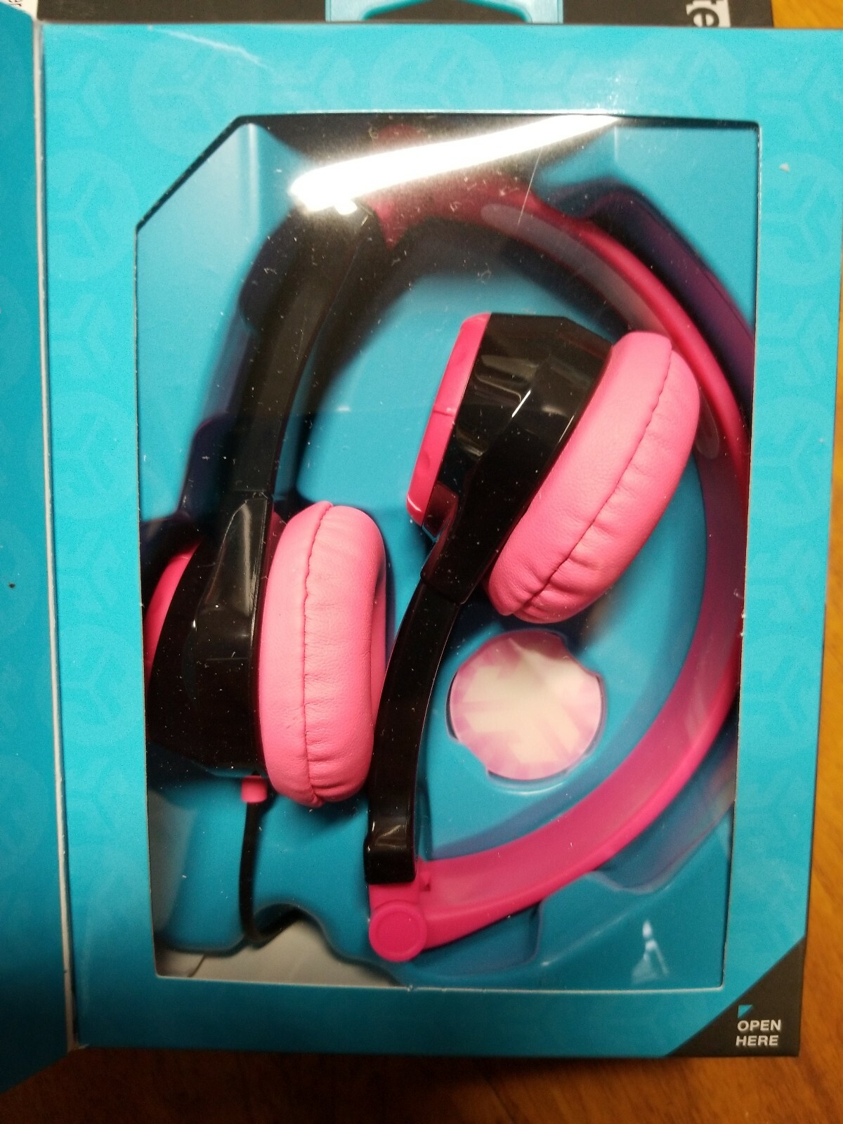 JLab, JBuddies Pink Kids, Folding, Volume Limiting Headphones, Brand New Sealed