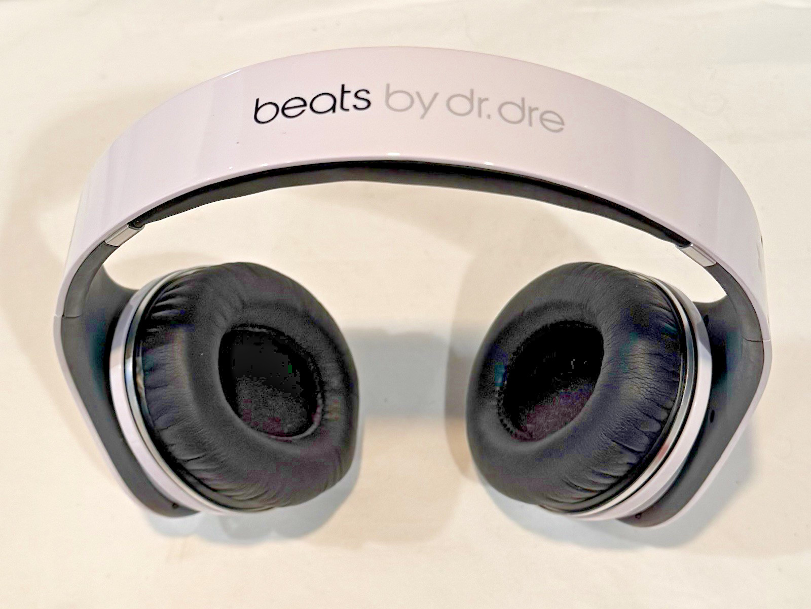 Beats by Dr. Dre Studio Monster Era White Over-Ear 3.5mm Hi-Def Iso Headphones