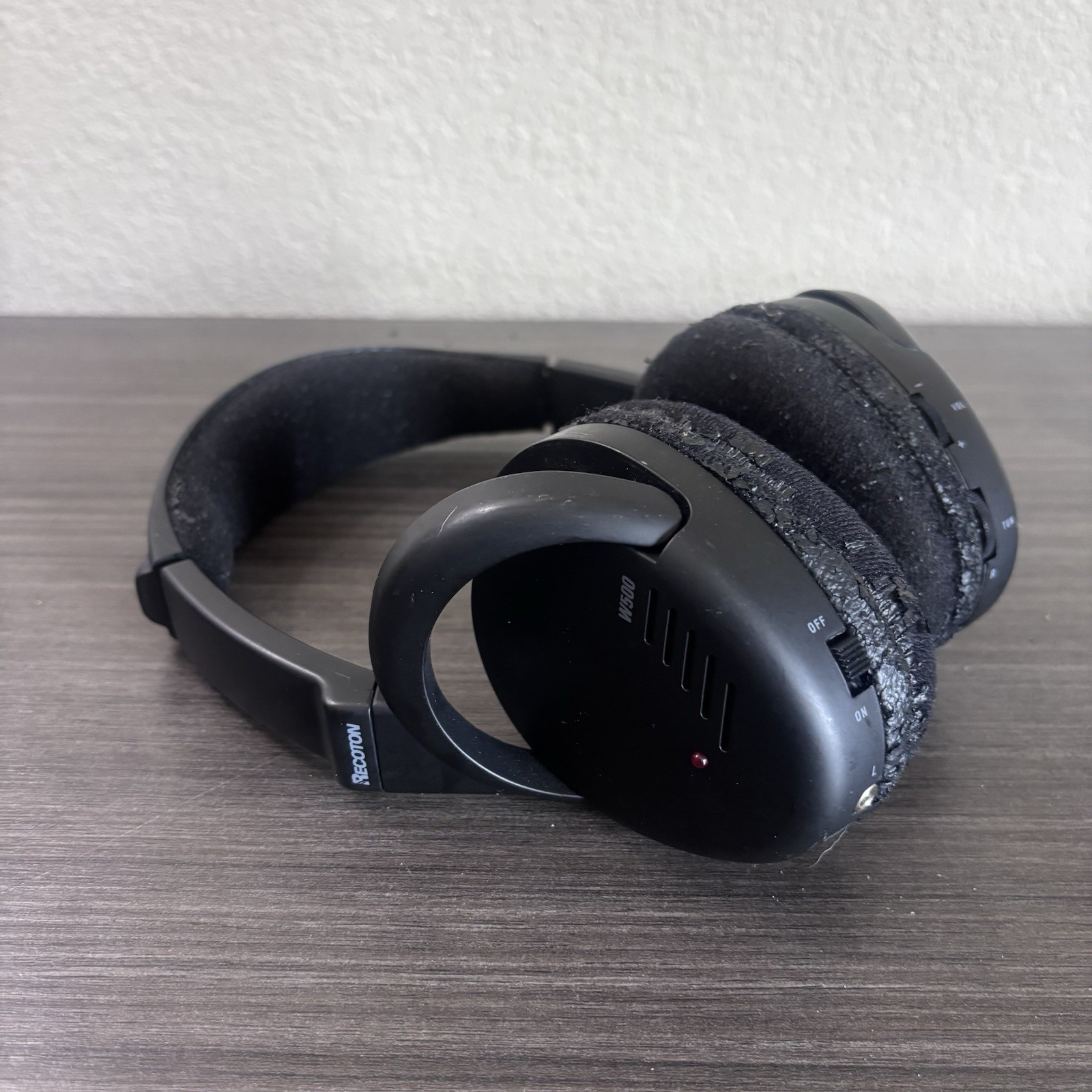 Vintage RECOTON W500 Wireless Headphones – **Headphones Only**