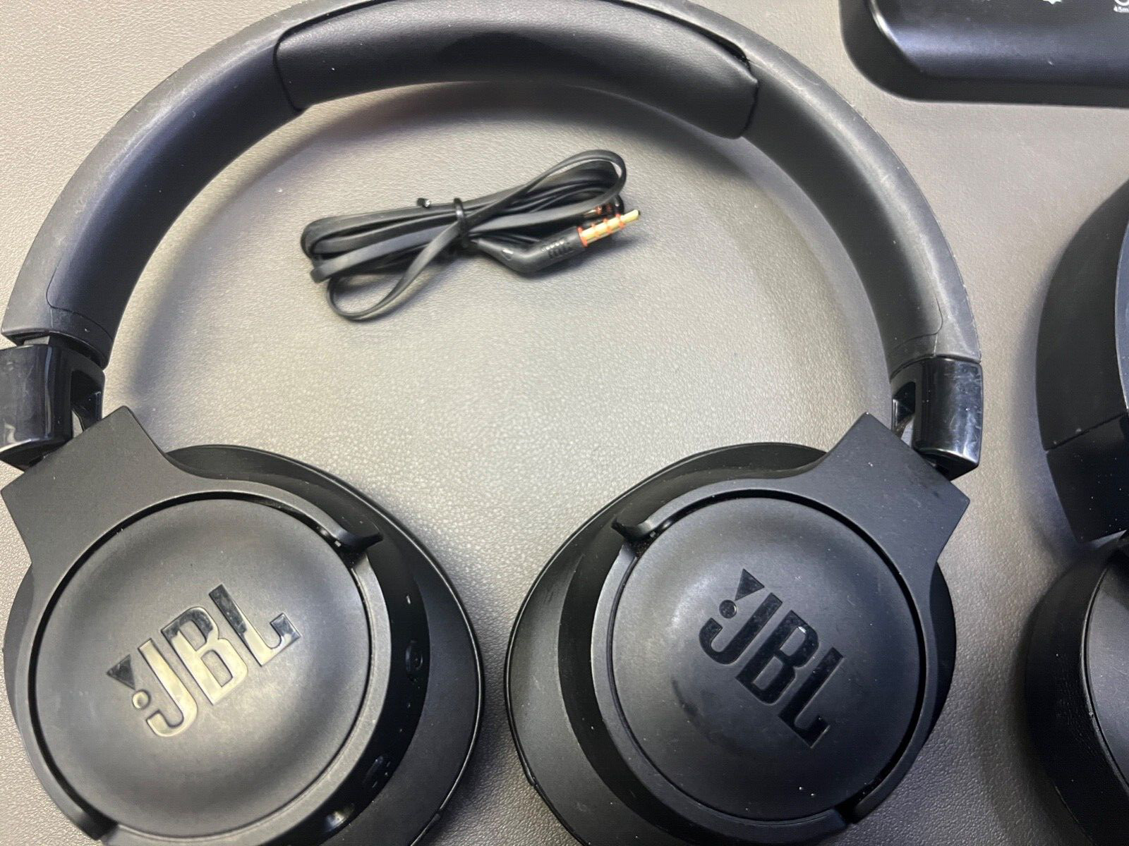 JBL TUNE 760 NC headphones 3.5mm over-ear -WIRED ONLY!-BLK-LOT OF 4-2002