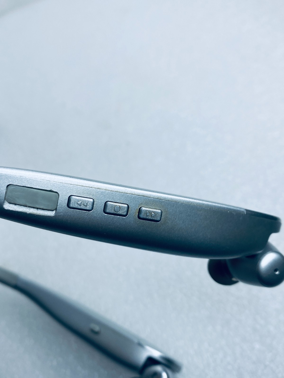 Lot Of 2 – Insignia Silver Bluetooth Noise-Canceling Wireless In-Ear Headsets