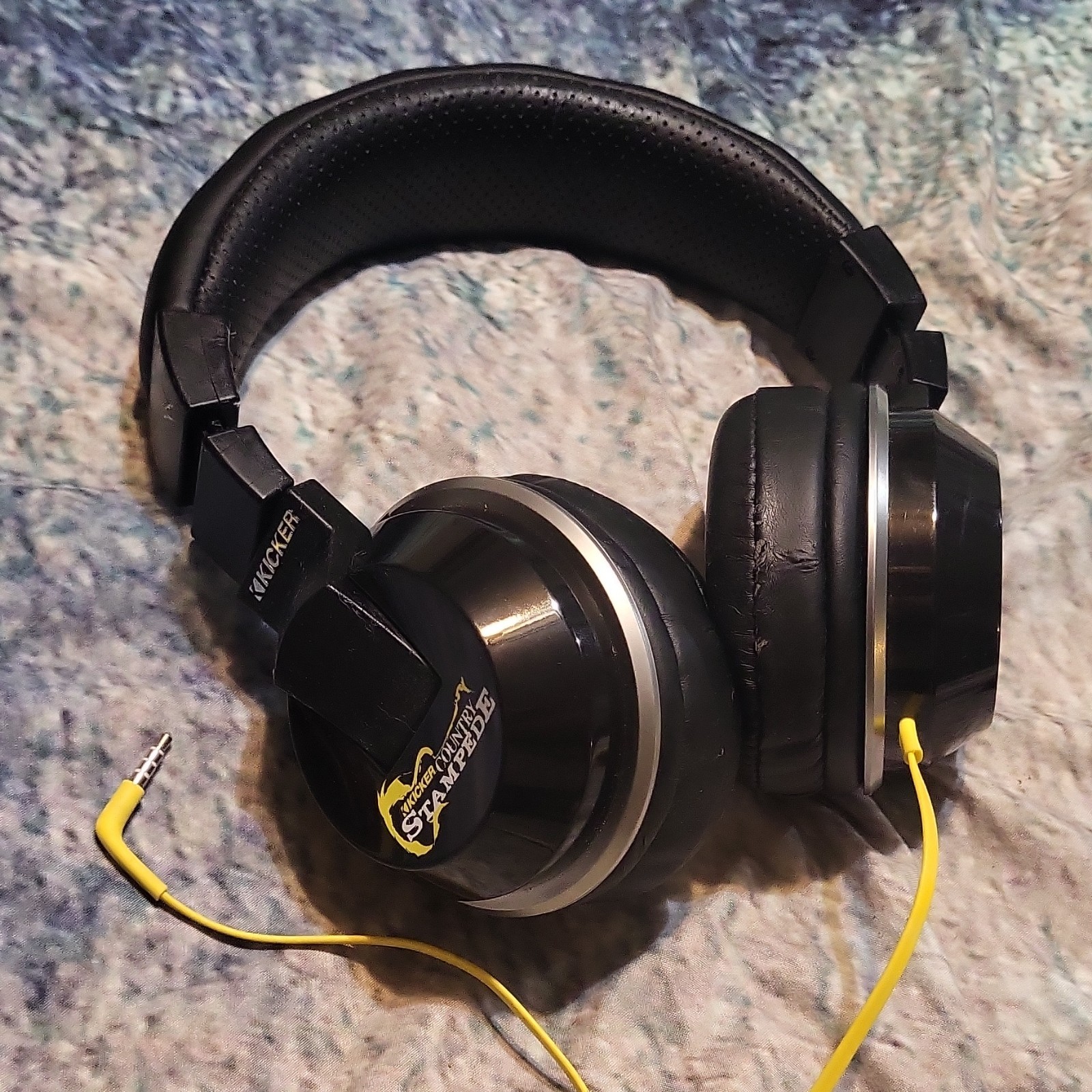 Kicker Country Stampede Over-Ear Wired Headphones 3.5mm Black/Yellow Adjustable