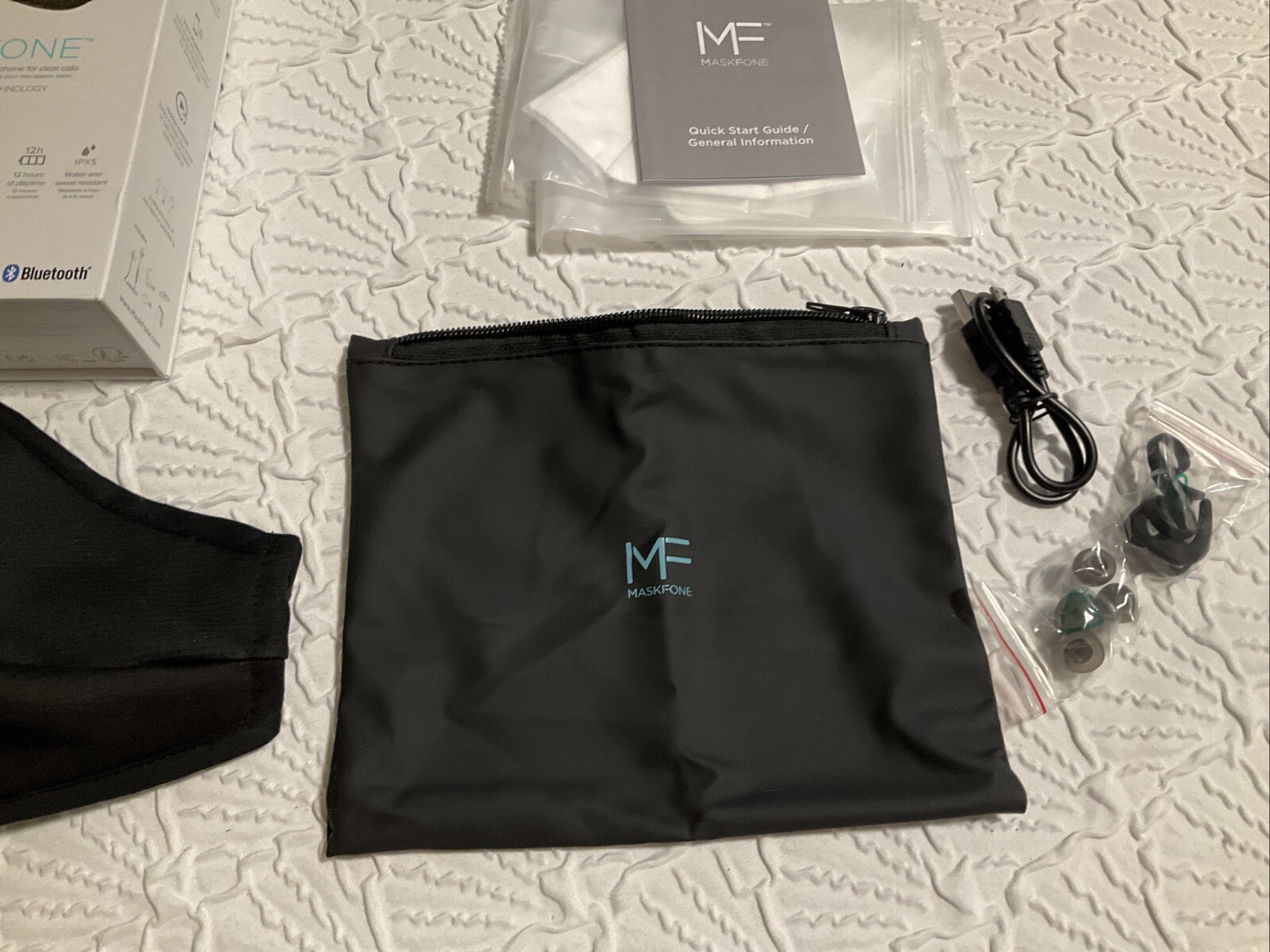 Maskfone Black Built In Microphone Bluetooth Wireless Filters Earbuds Mask M/L
