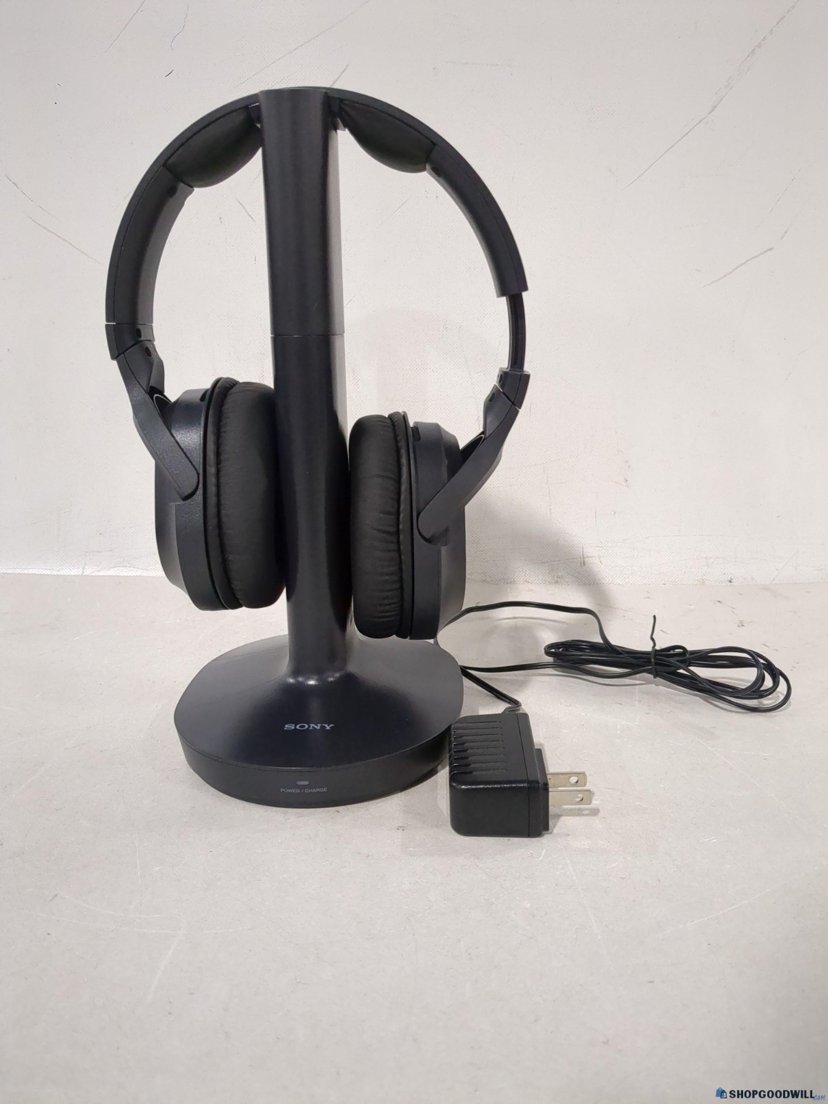 Sony WHRF400 RF BLACK Wireless Noise Reducing Home Theater Headphones. See Desc.