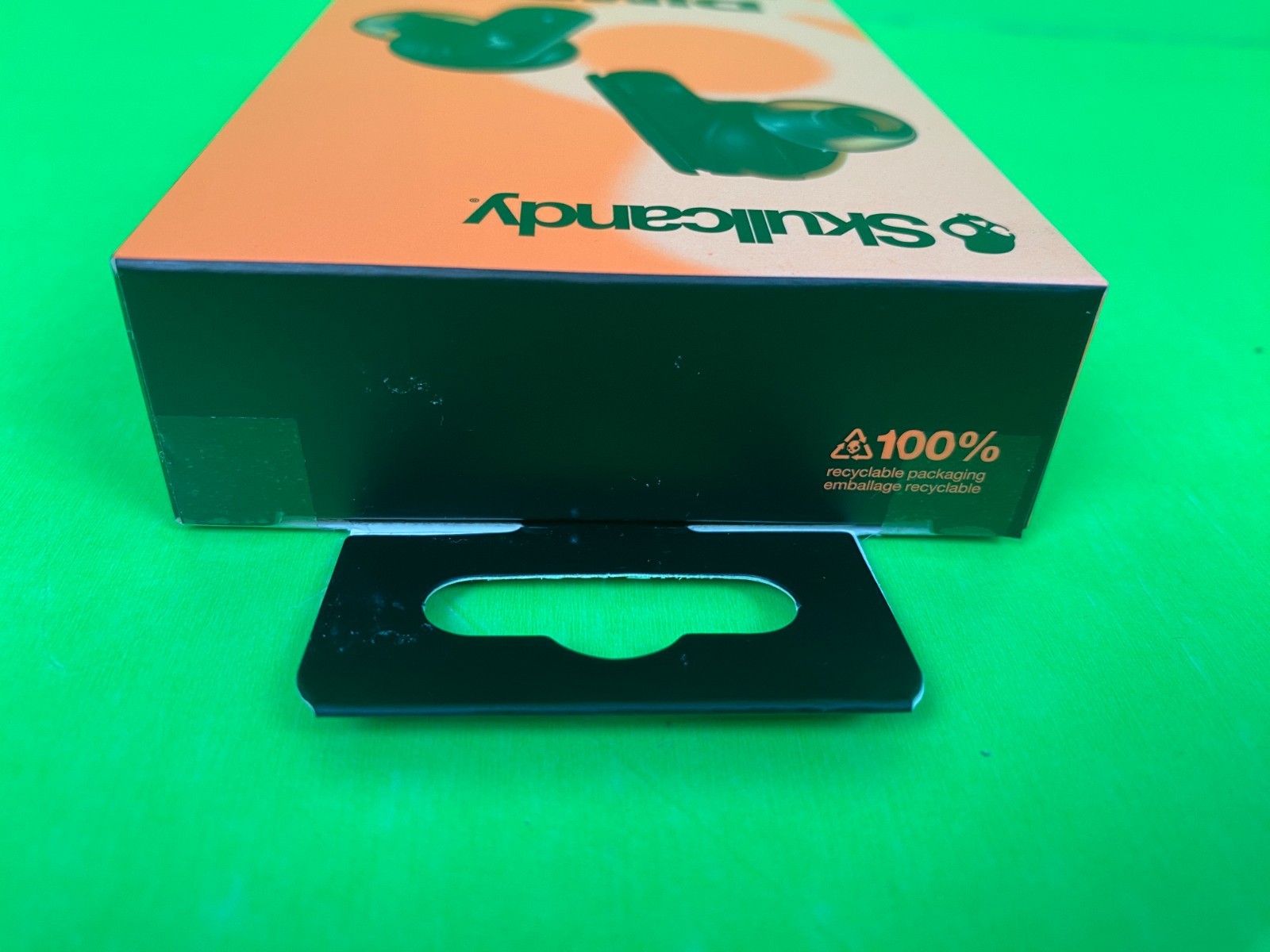 L@@K BRAND NEW SEALED SKULLCANDY DIME 3 EARBUDS BLACK 20H SWEAT WATER RESISTANT