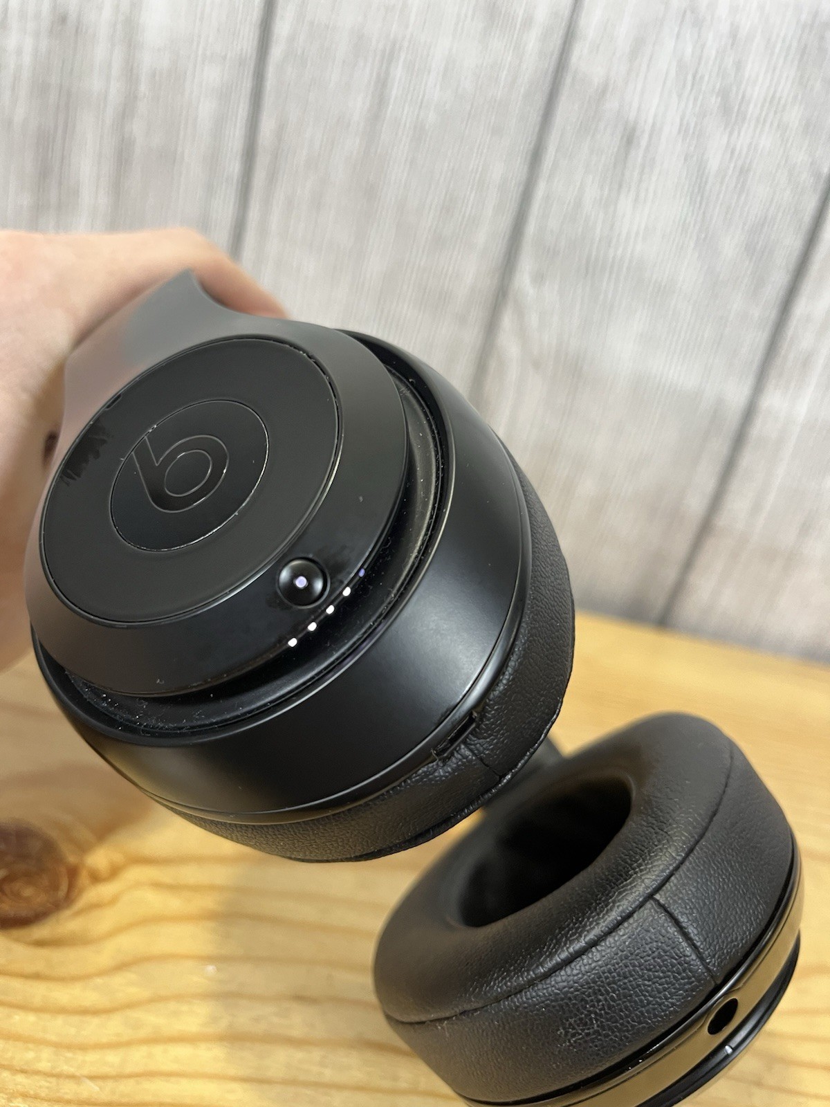 Beats by Dr. Dre Studio3 Over the Ear Wireless Headphones – Matte Black