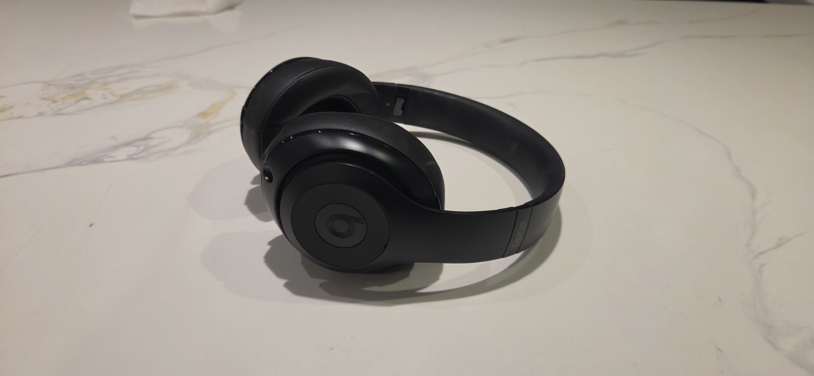 Beats by Dr. Dre Studio3 Over the Ear Wireless Headphones – Black