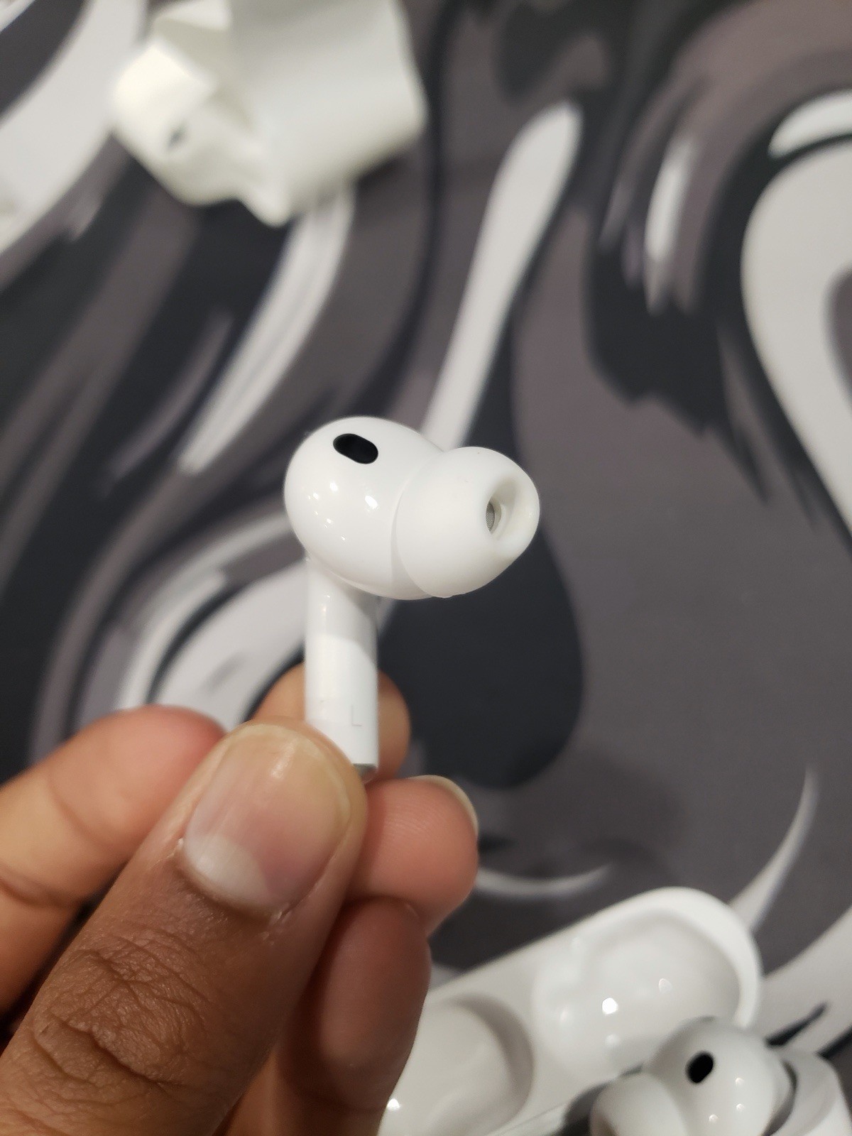 Earbuds CLOSED