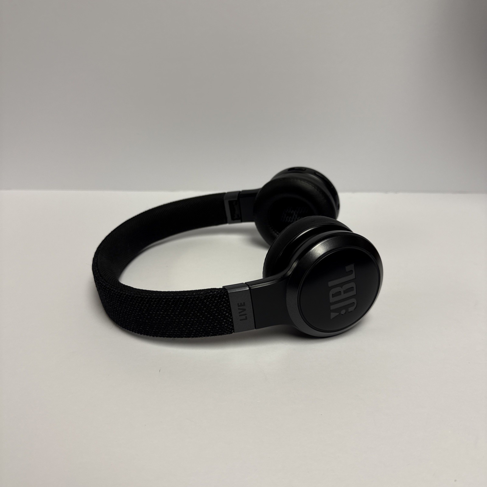 JBL Live 460NC Wireless Bluetooth On the Ear Noise-Canceling Headphones Read⚠️