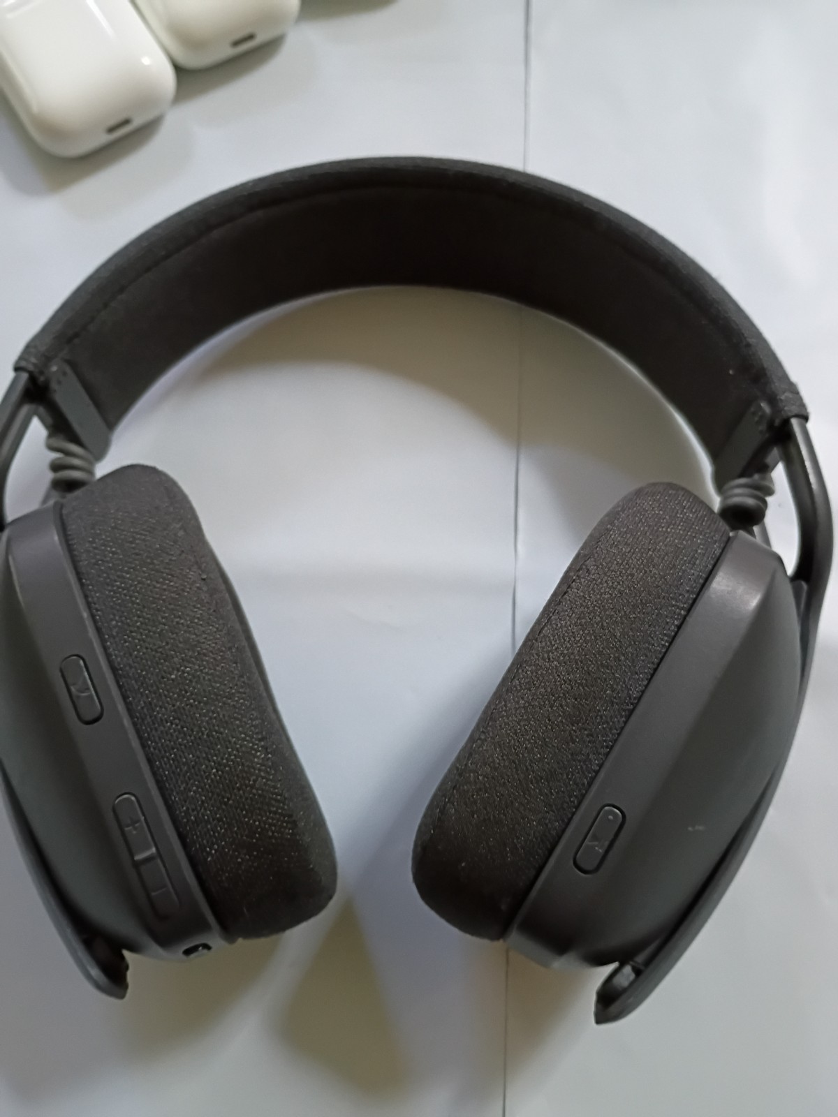 Logitech Zone Vibe 100 Wireless Bluetooth Headset Only Graphite Tested Cleaned