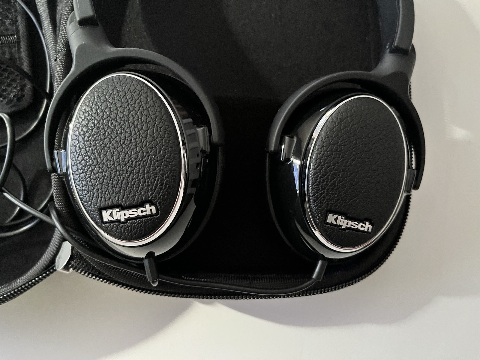 UNUSED KLIPSCH IMAGE ONE OVER EAR WIRED HEADPHONES W/ CASE AUDIOPHILE