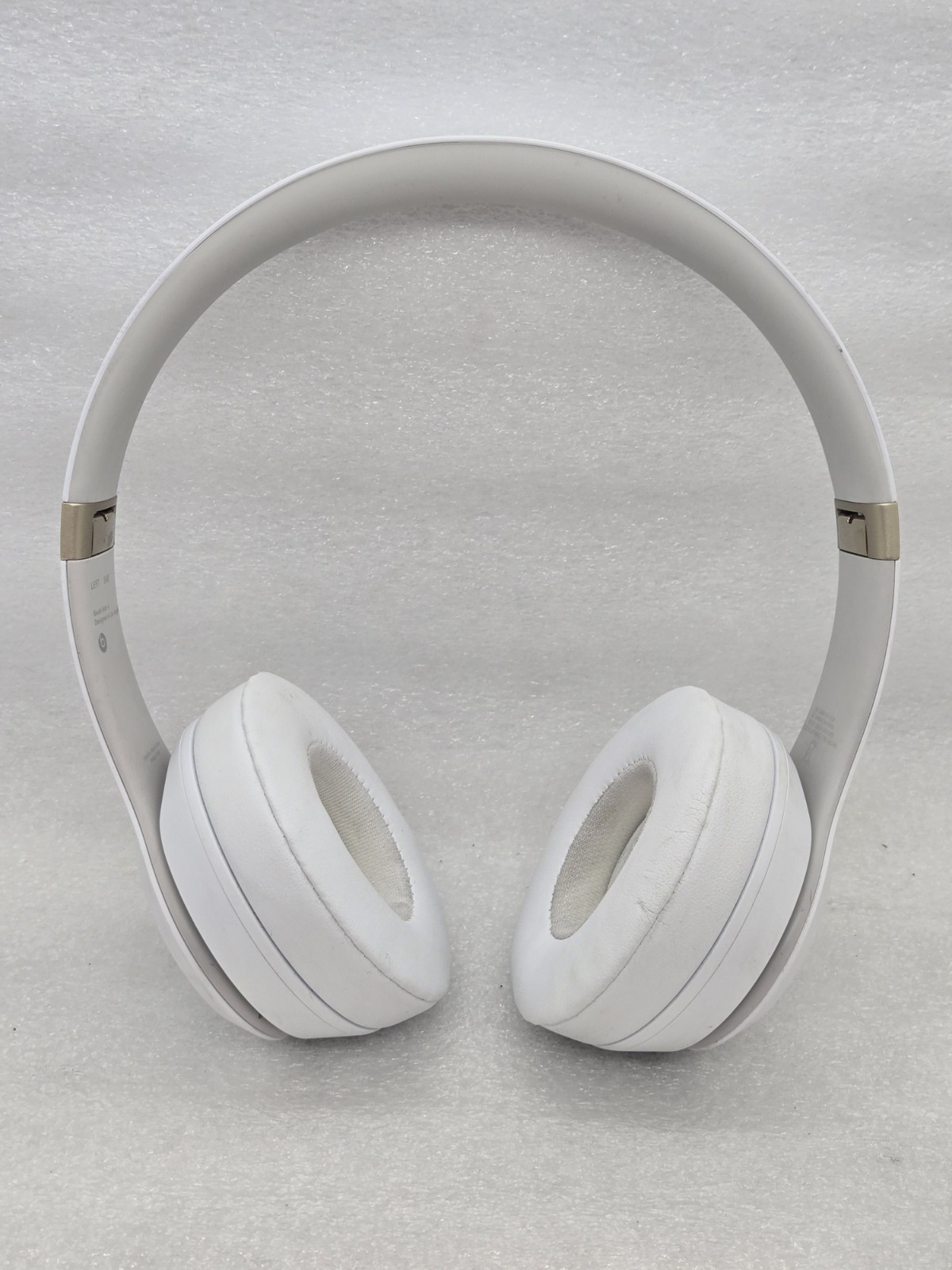 Beats Solo 4 On-Ear Wireless Bluetooth Headphones White FAST FREE SHIPPING b