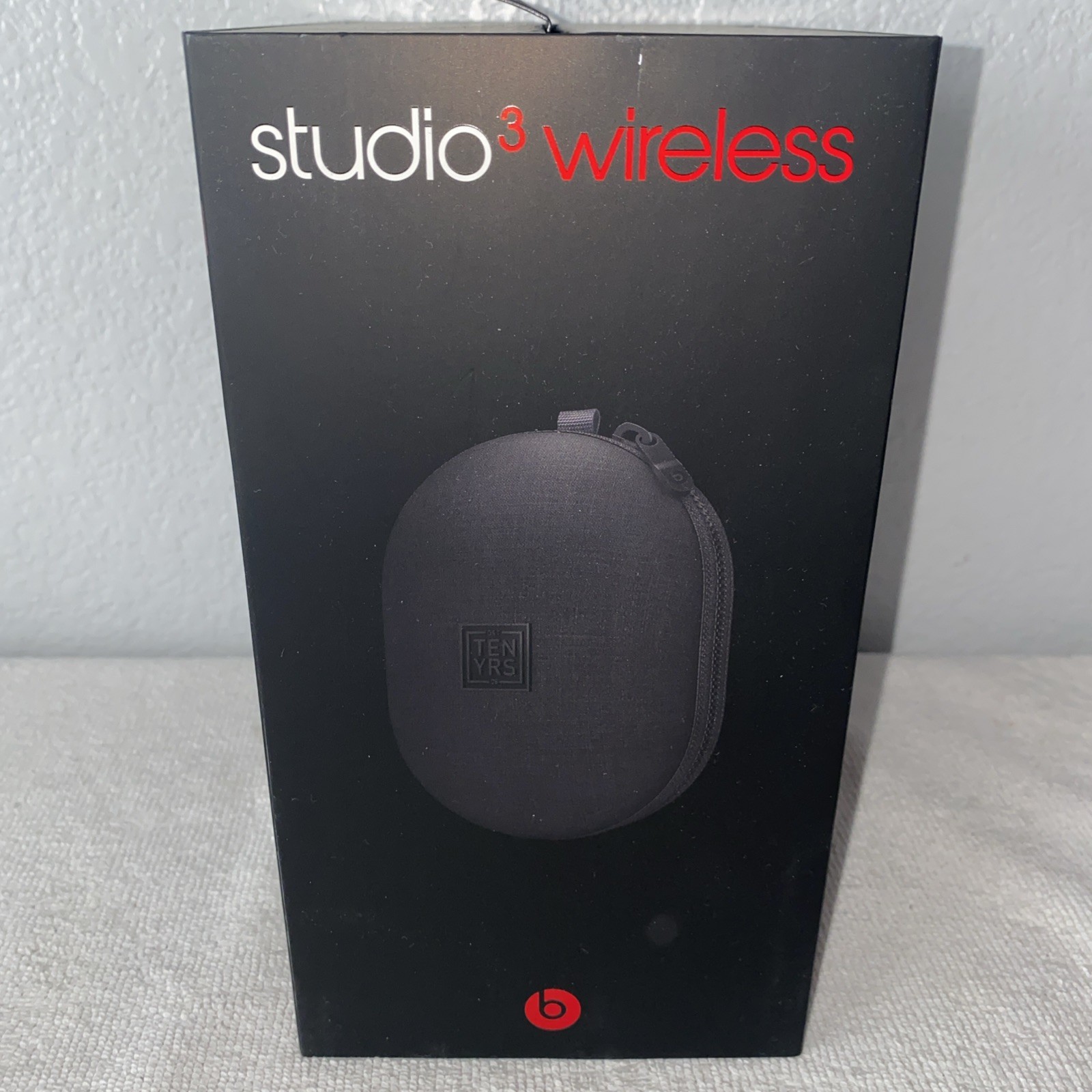 BEATS BY DR. DRE STUDIO 3 WIRELESS OVER-EAR HEADPHONES (DEFIANT BLACK / RED)
