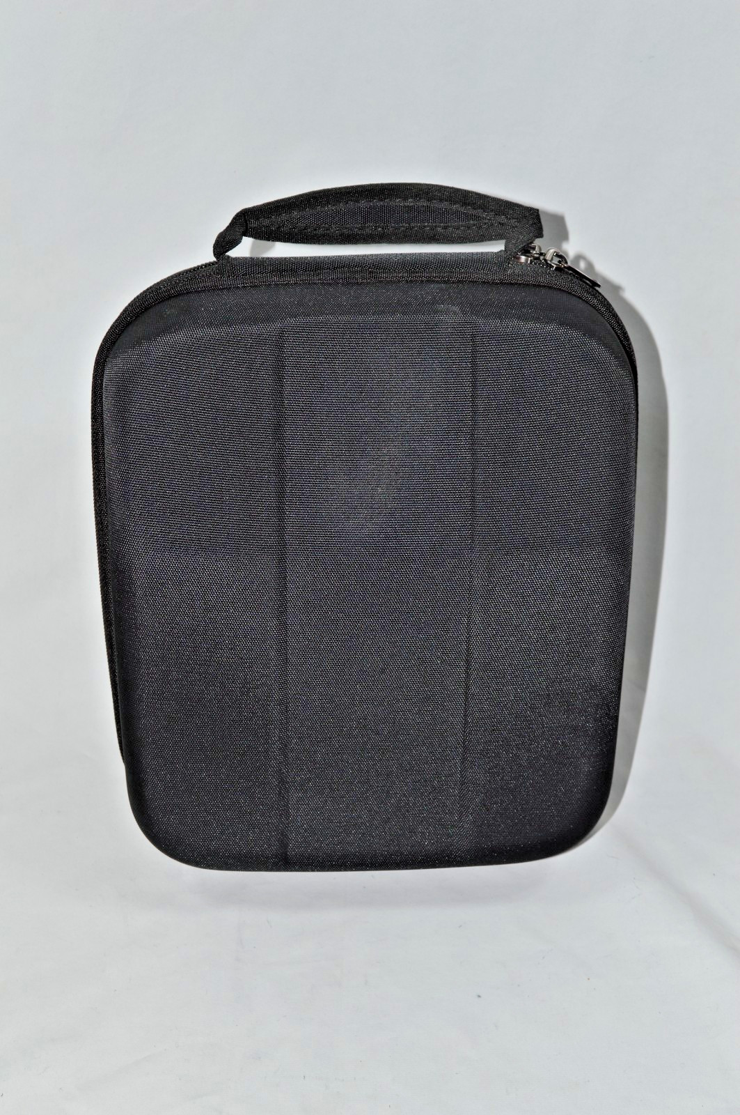 HiFiMan Sundara Closed-Back Planar Headphones w/ Soft Case *NO DUAL 3.5mm CABLE*